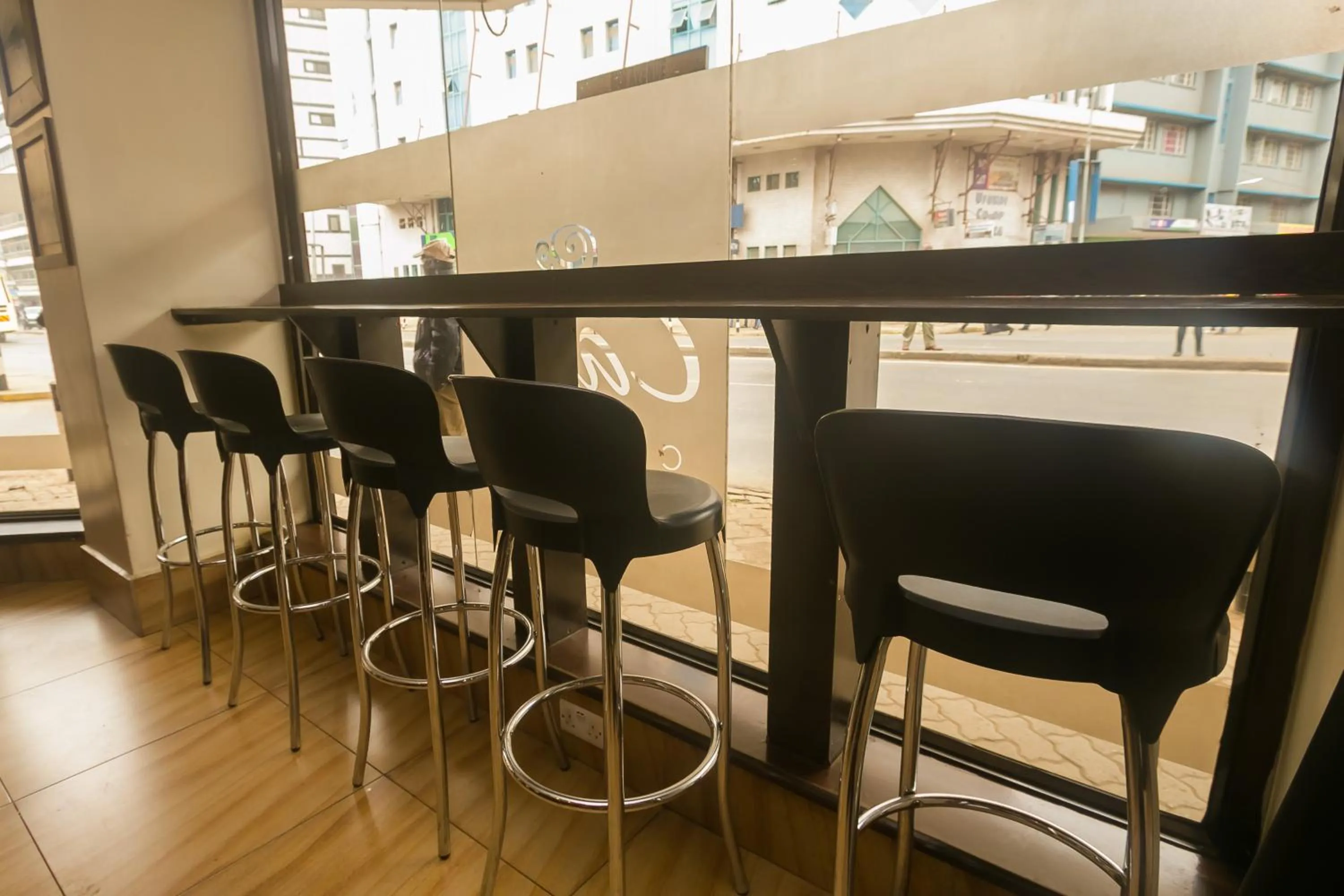 Restaurant/places to eat in The Clarion Hotel