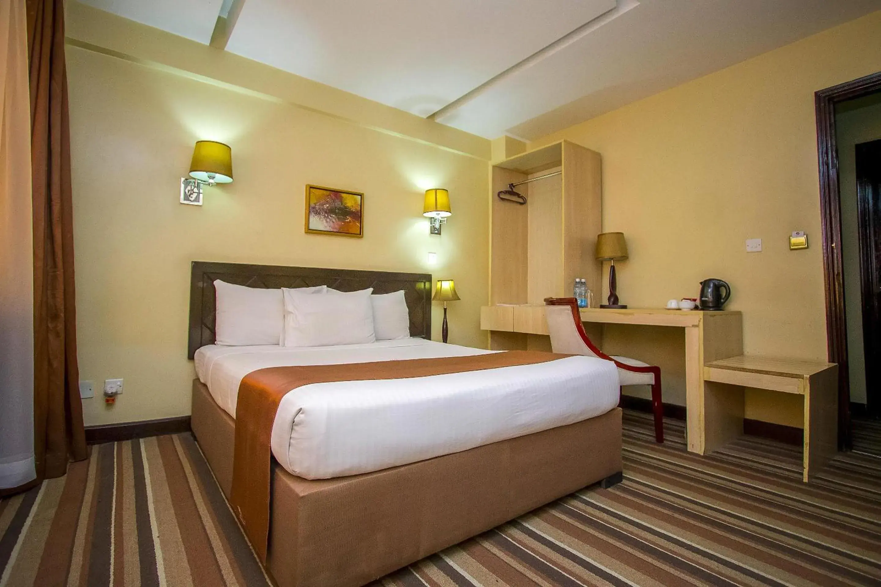 Deluxe Double Room - single occupancy in The Clarion Hotel Deluxe Double Room - single occupancy in The Clarion Hotel