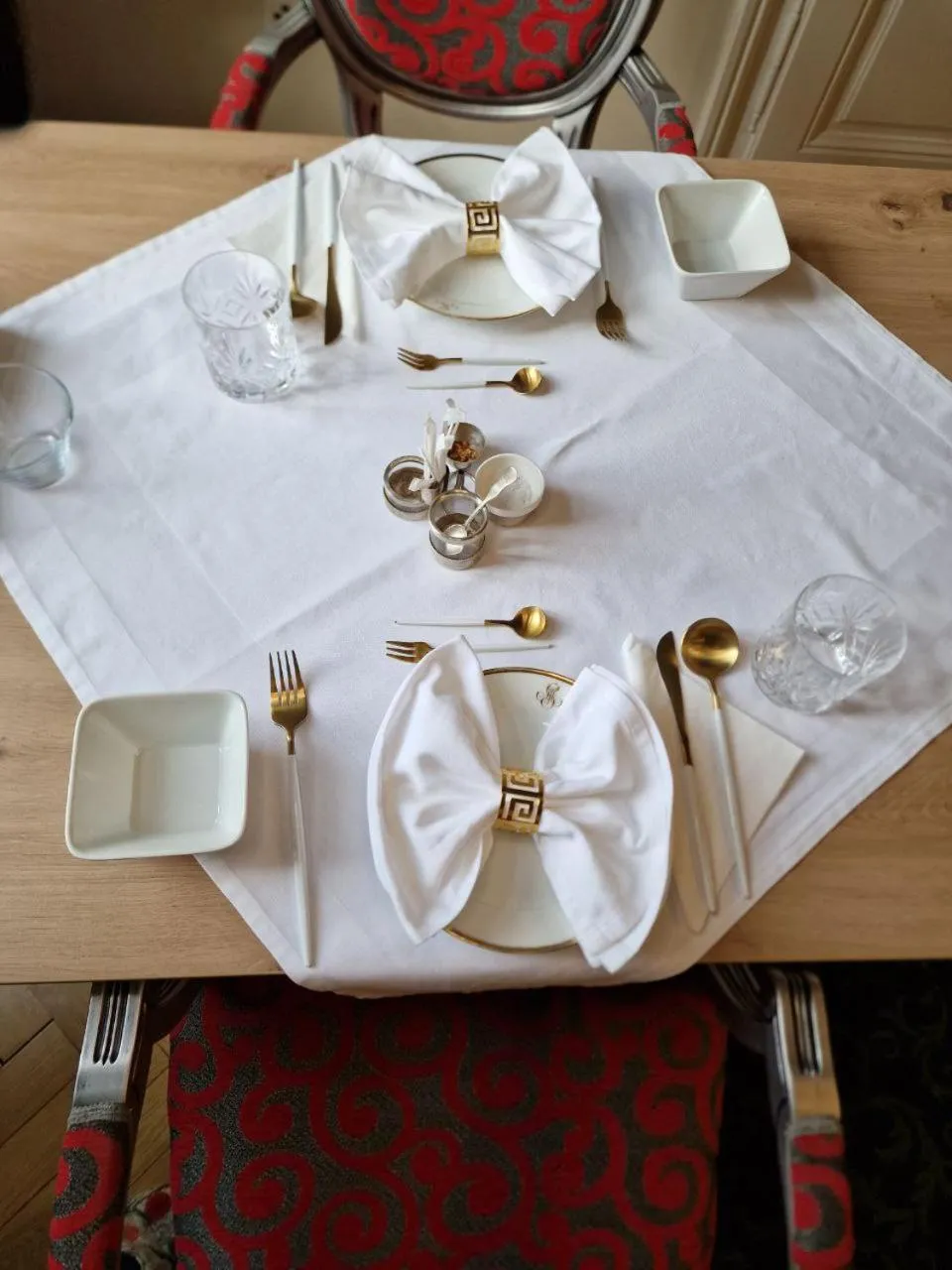 Breakfast in Palais Kneissl