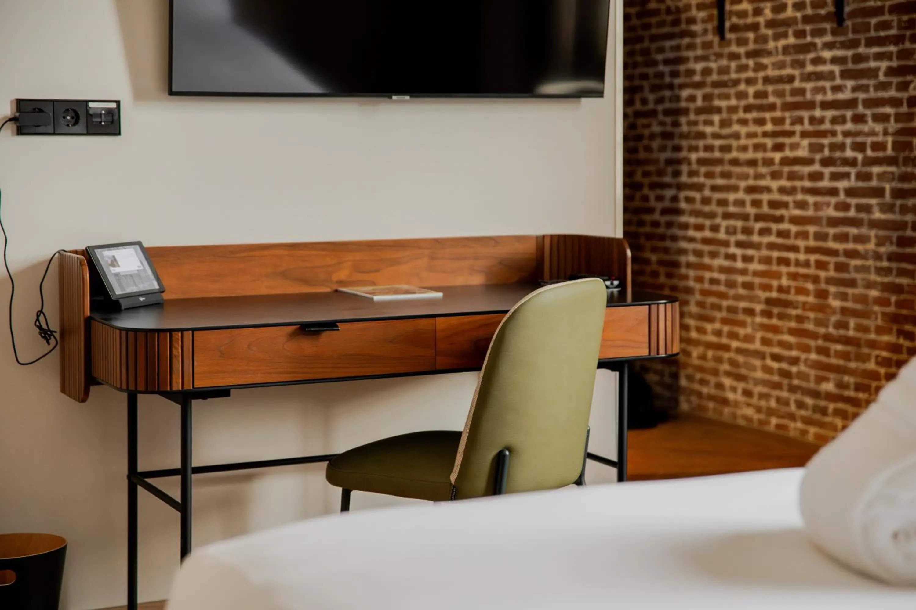 Bed in Hotel Arsenaal Delft