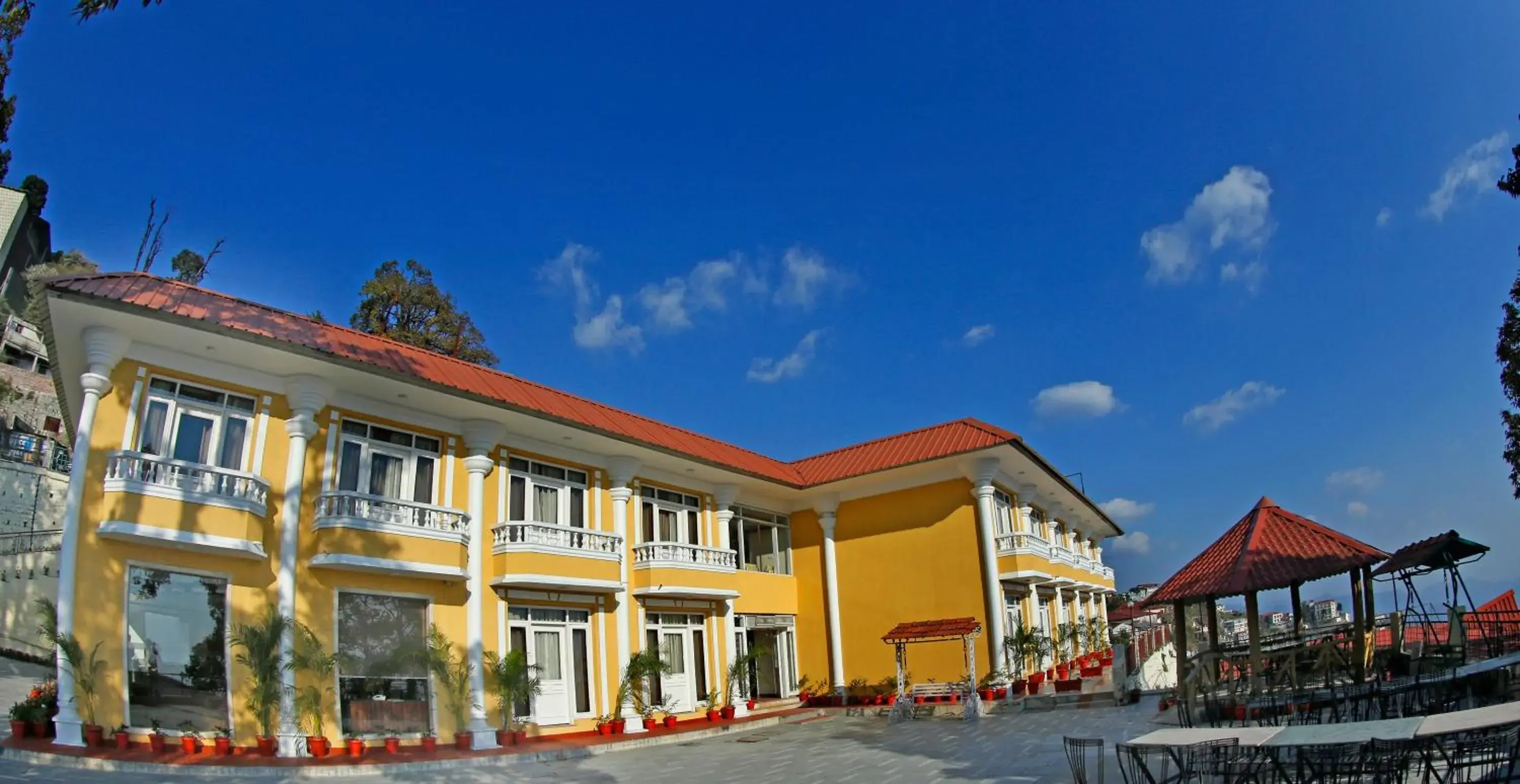 Facade/entrance in Starz Clarks INN Mussoorie Facade/entrance in Starz Clarks INN Mussoorie