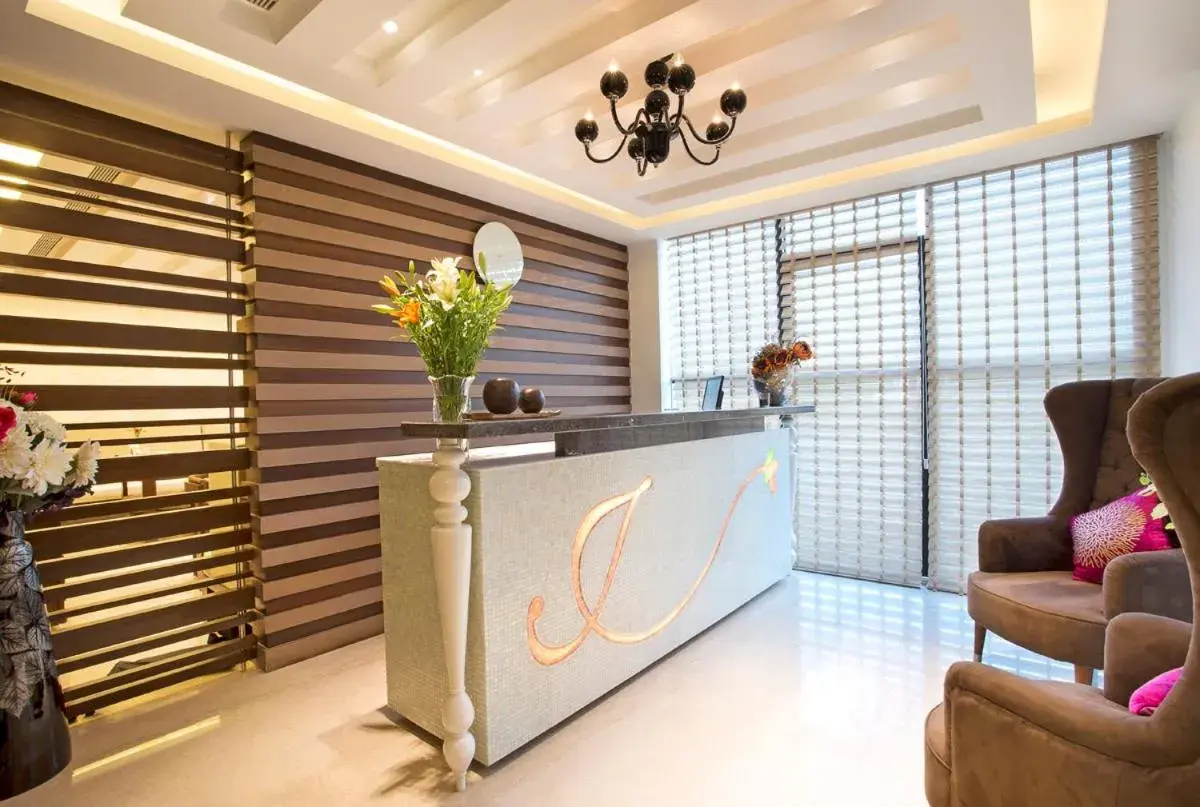 Lobby or reception in Jasmine Boutique Hotel Jasola Lobby or reception in Jasmine Boutique Hotel Jasola