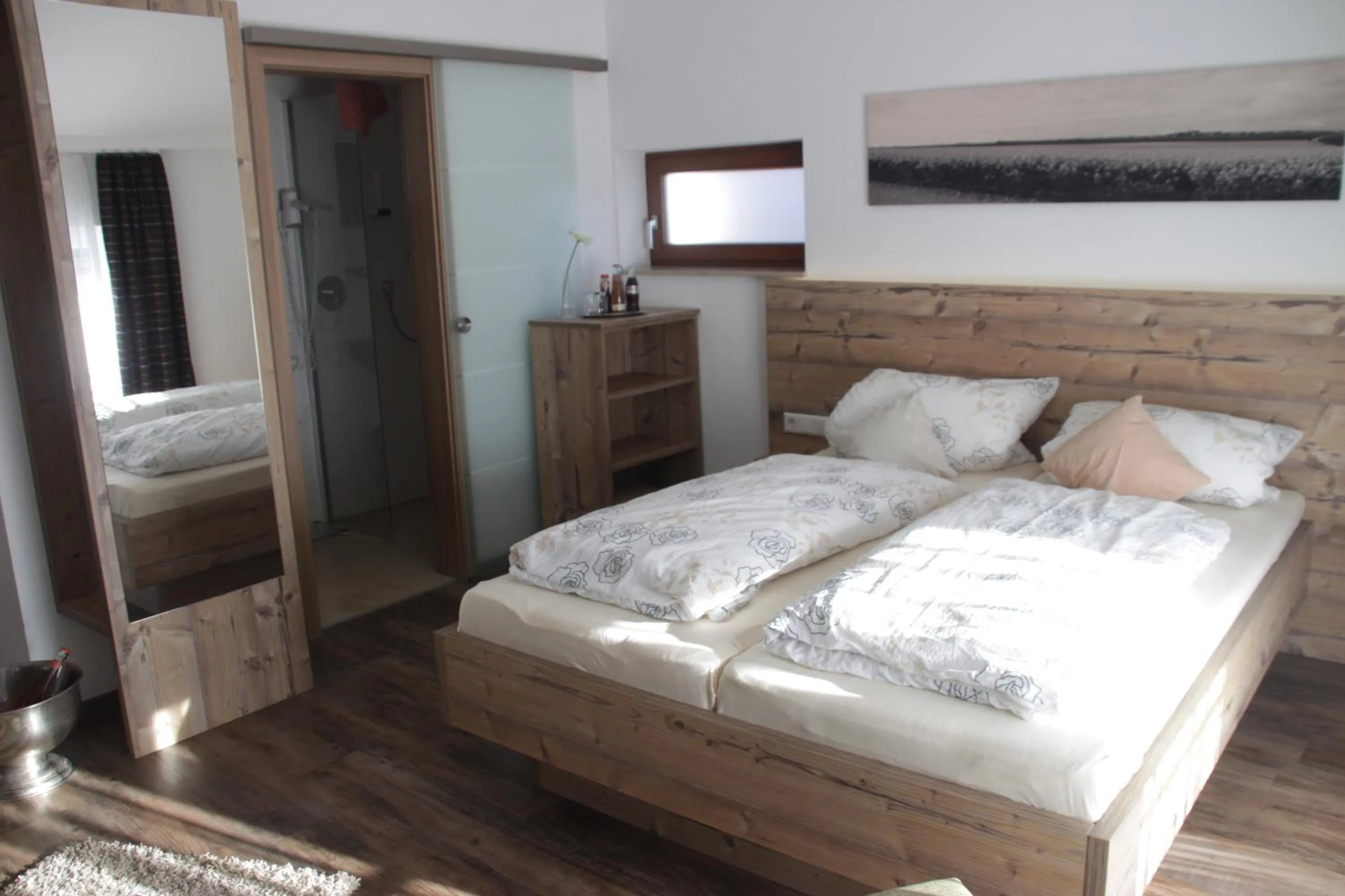 Other, Bed in Stempfle's Landgasthaus zum Kreuz