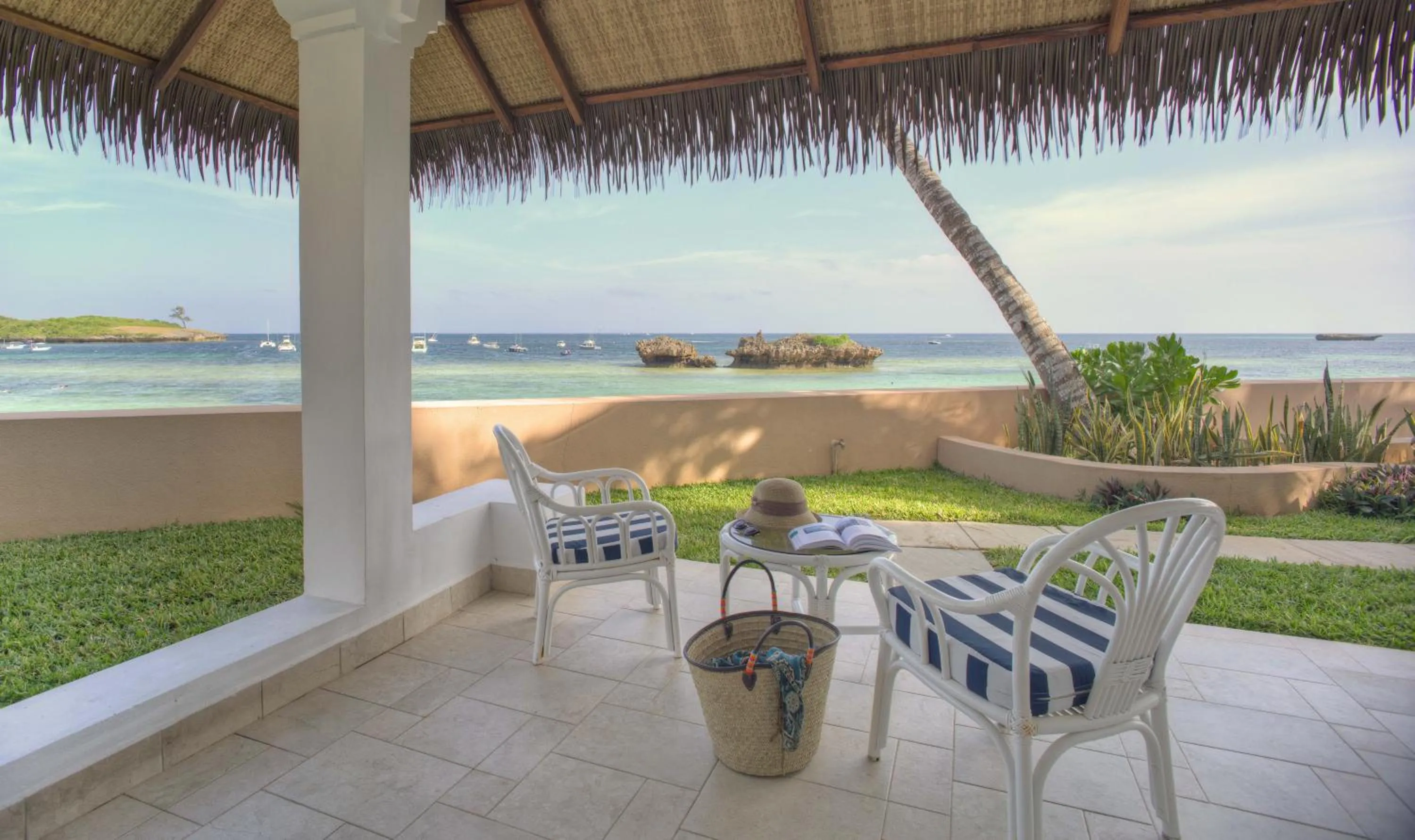 Twin Room with Sea View in Hemingways Watamu