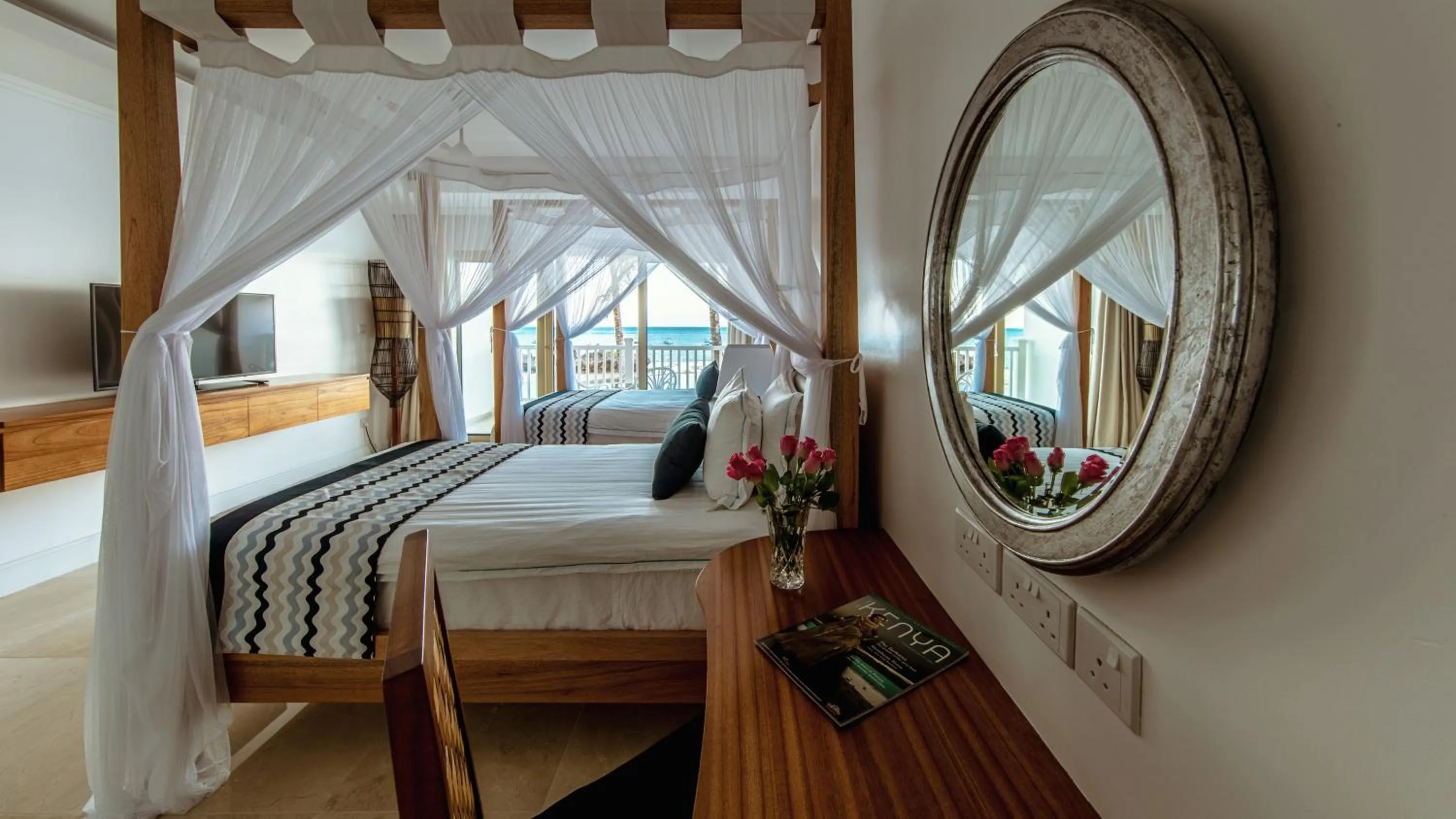 Bed in Hemingways Watamu