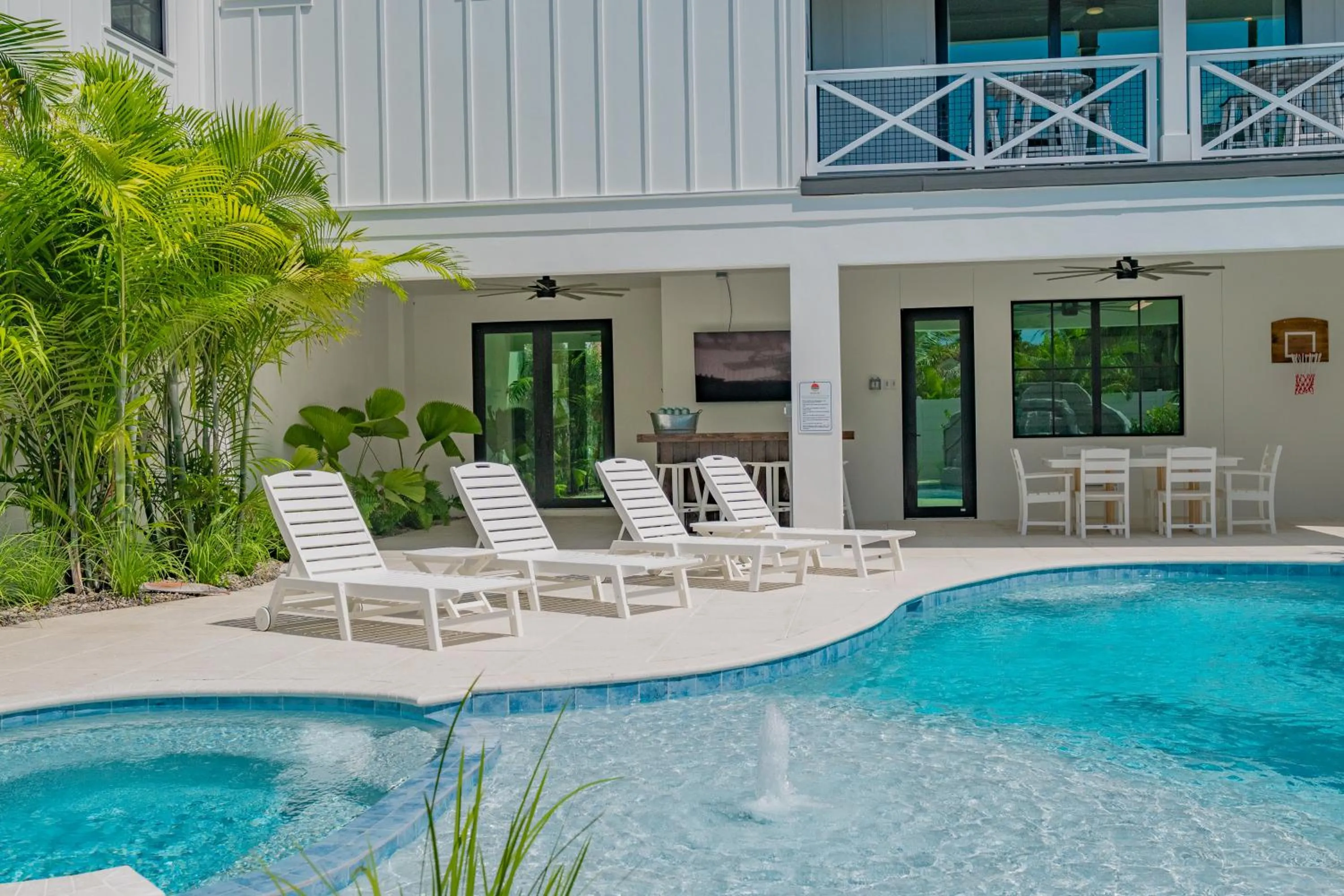 Pool view in Crescent Beach House