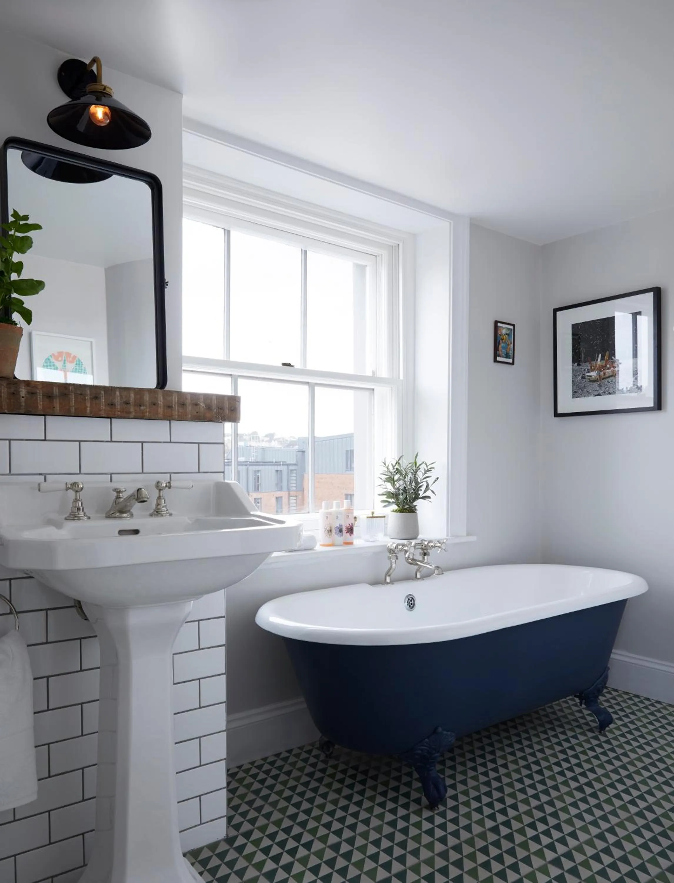 Bathroom in Artist Residence Bristol