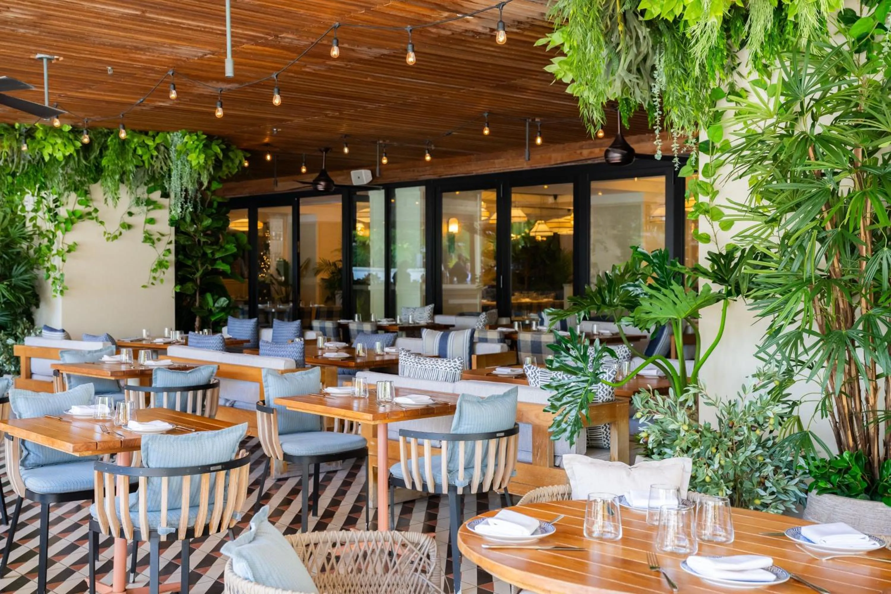 Restaurant/places to eat in The Ritz-Carlton, South Beach