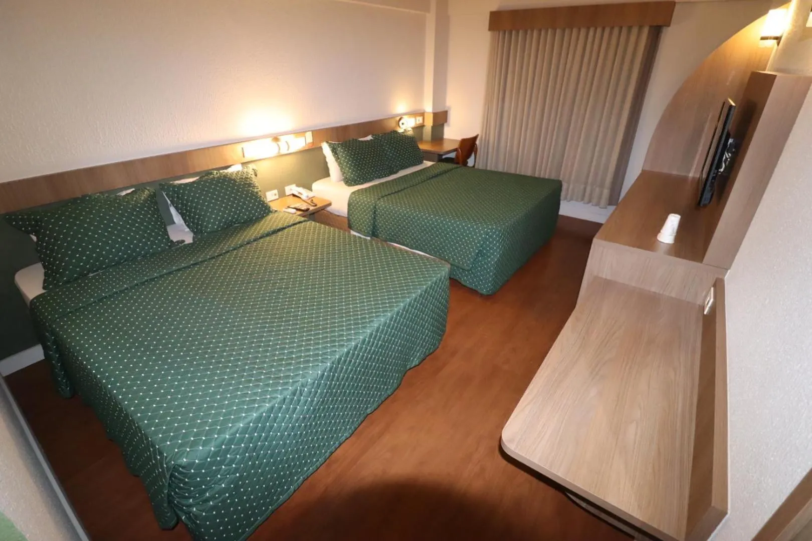 Bedroom, Bed in Strassen Hotel