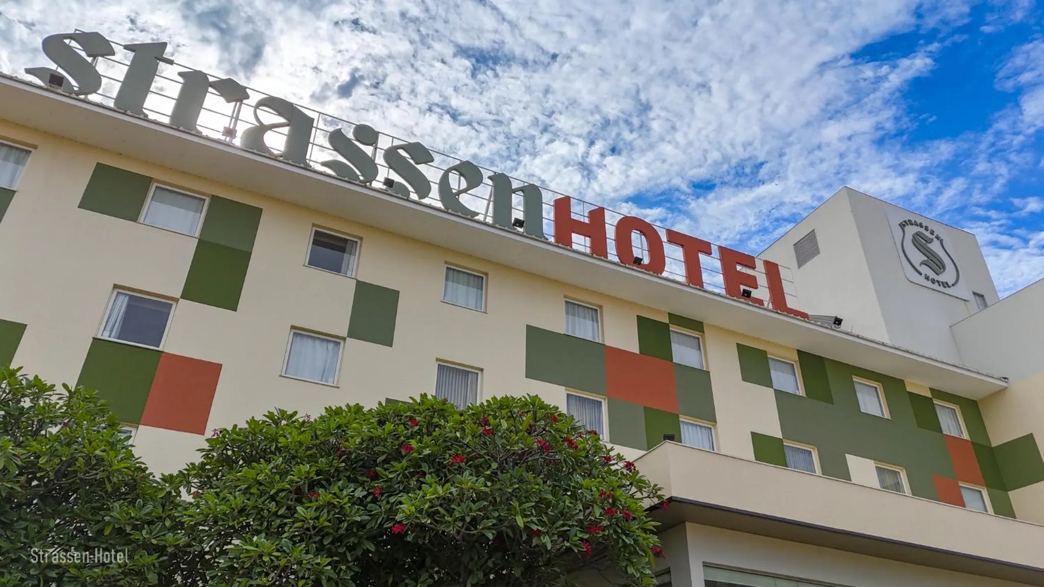 Property building in Strassen Hotel