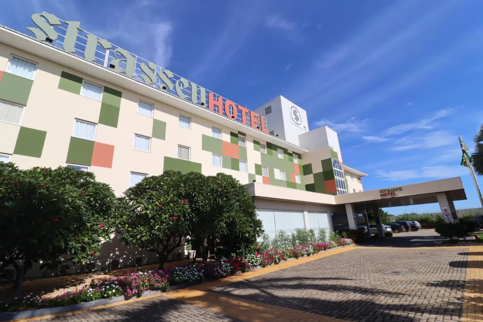 Property building in Strassen Hotel