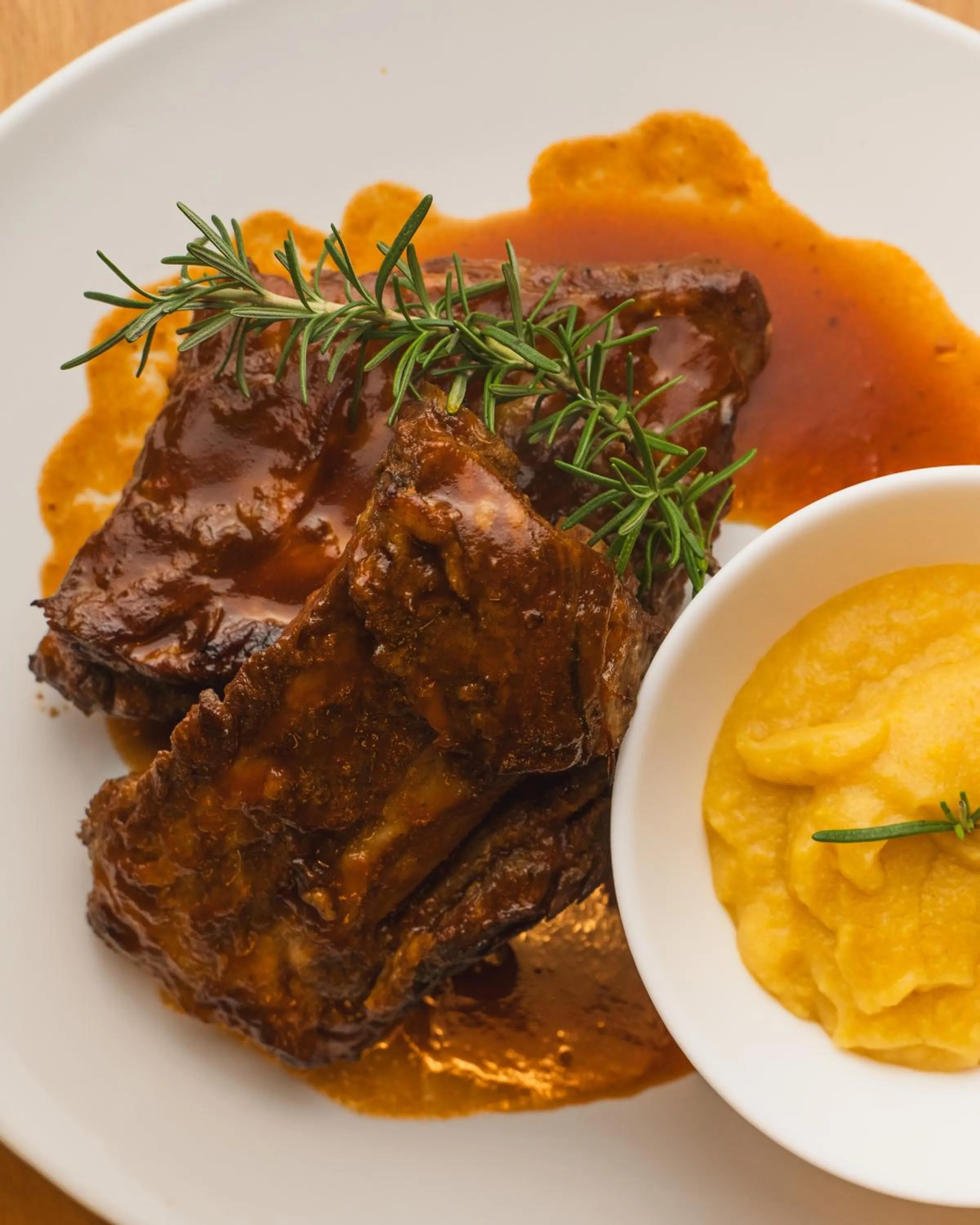 Restaurant/places to eat in Strassen Hotel