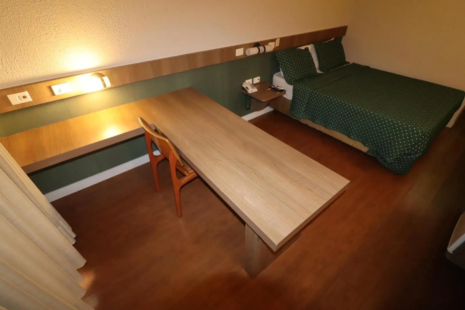 Bedroom, Bed in Strassen Hotel