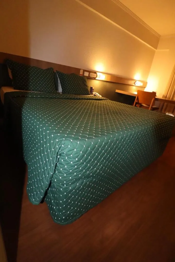 Bed in Strassen Hotel