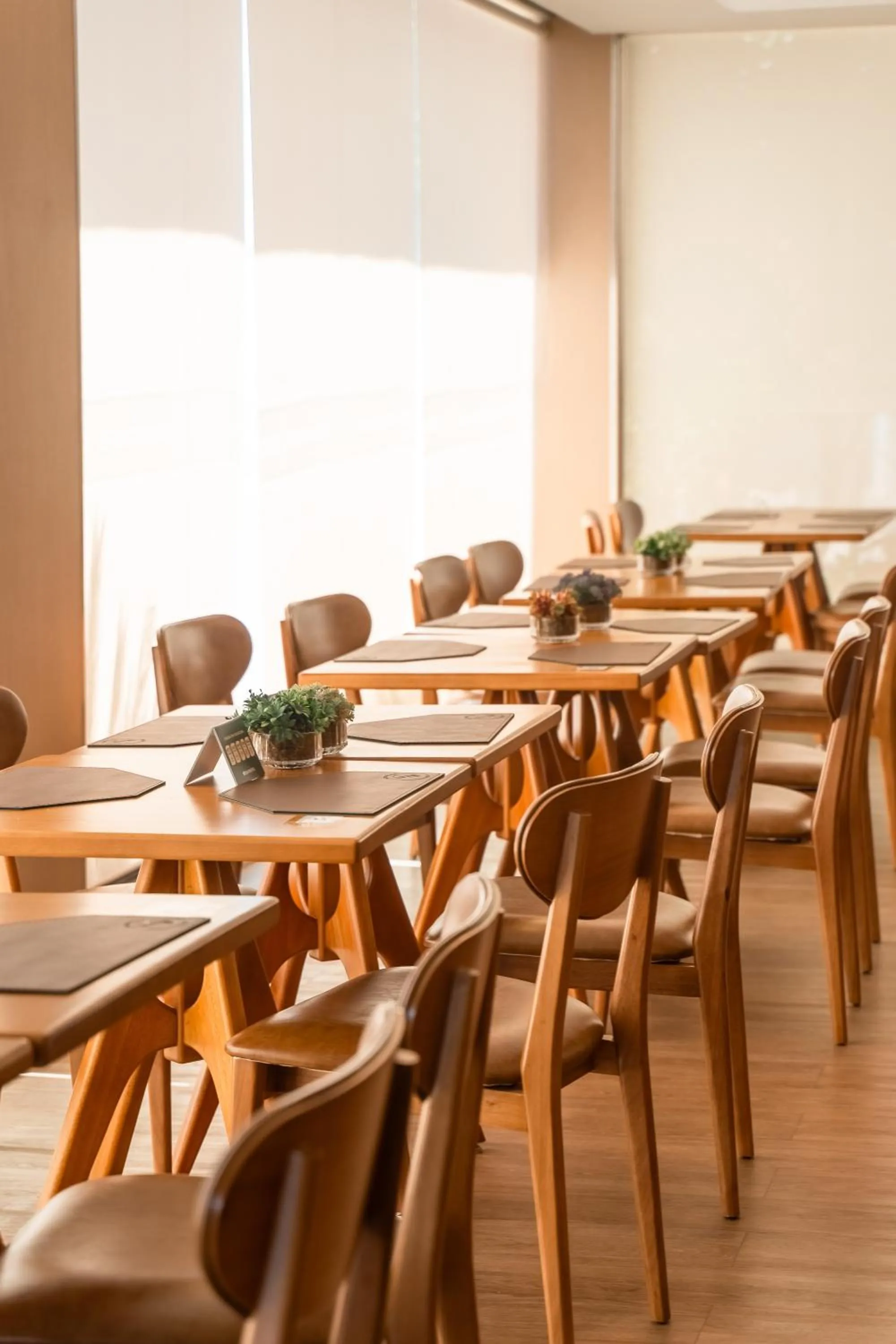 Restaurant/places to eat in Strassen Hotel