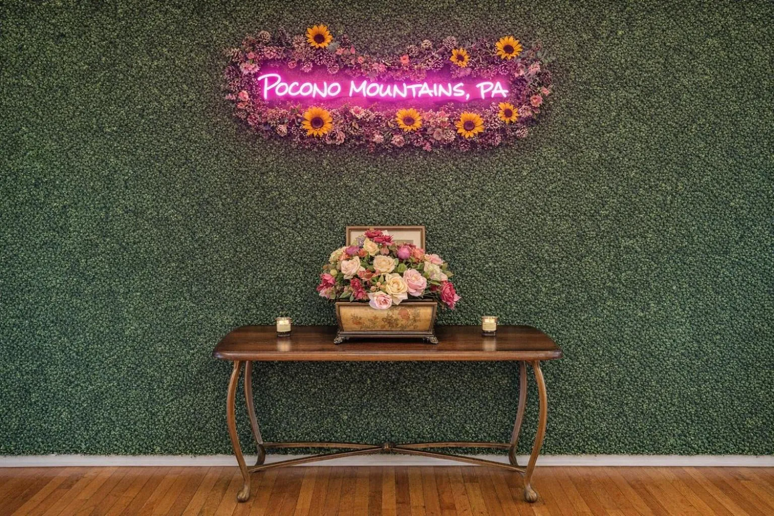 Luxury Villa with Hot Tub, Two Fire Pits, King Bed Suite, Game Room & Fenced Yard