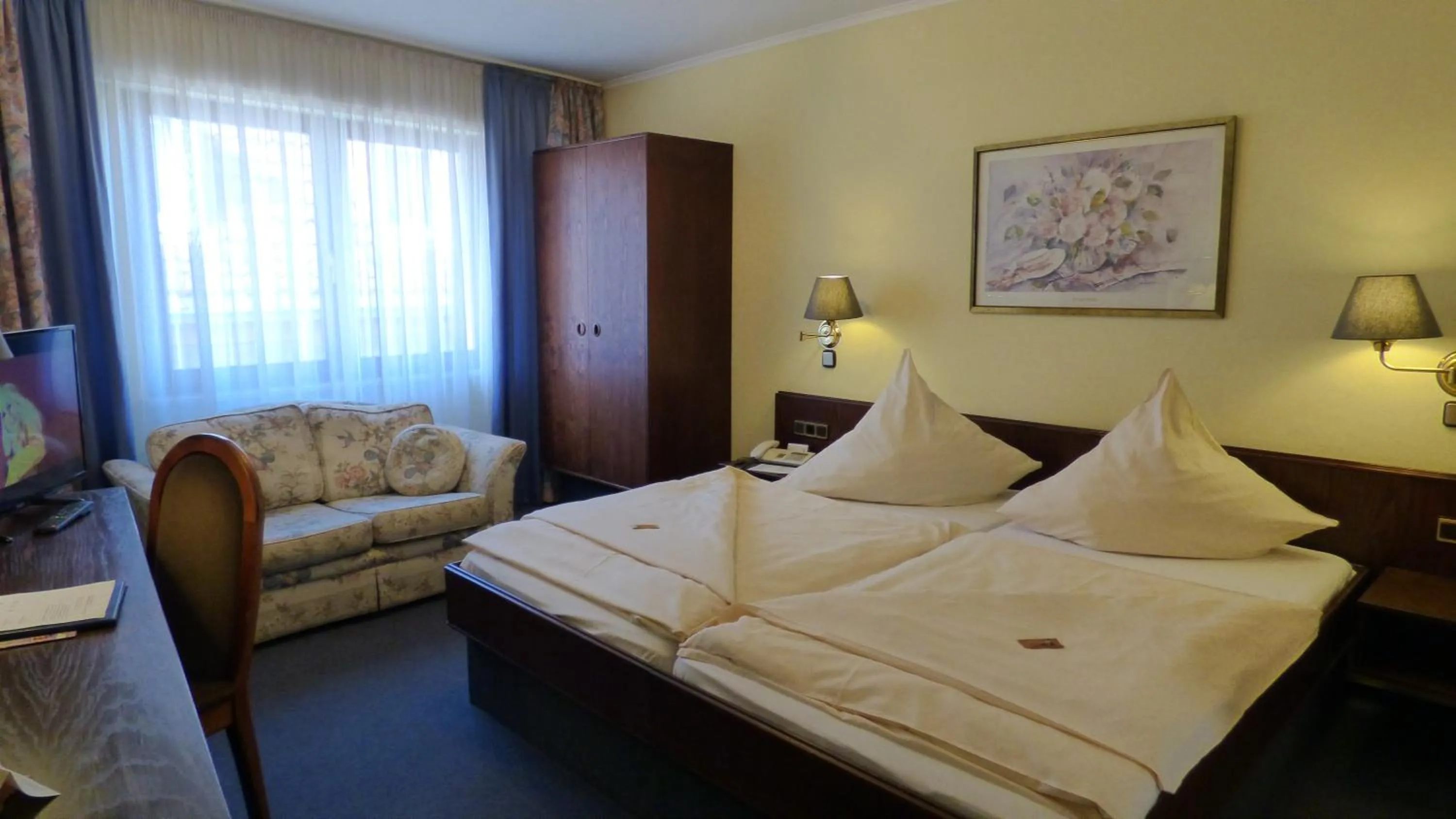 Bed in Central Hotel