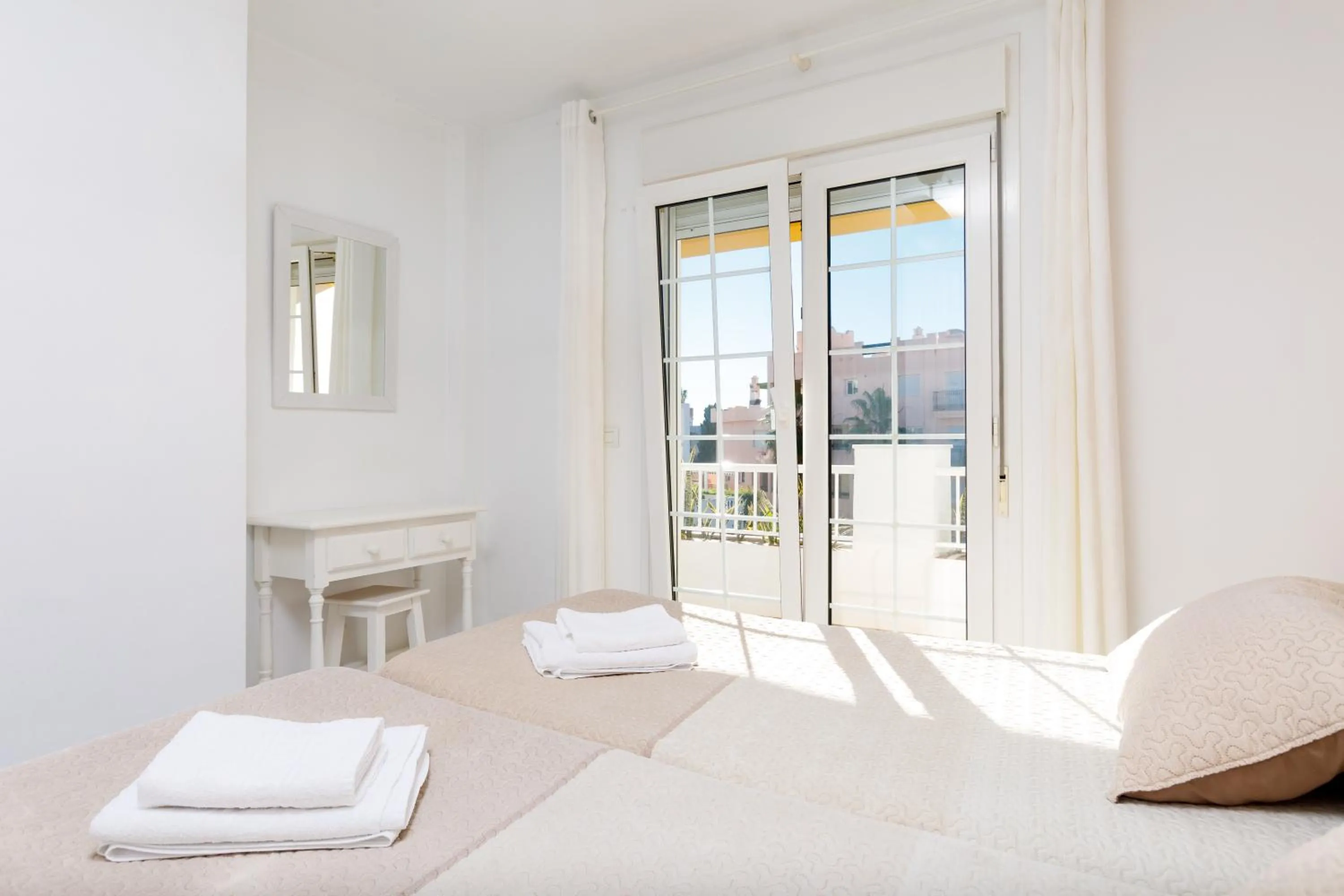 Bedroom in AT Almoraide Rooms Suites