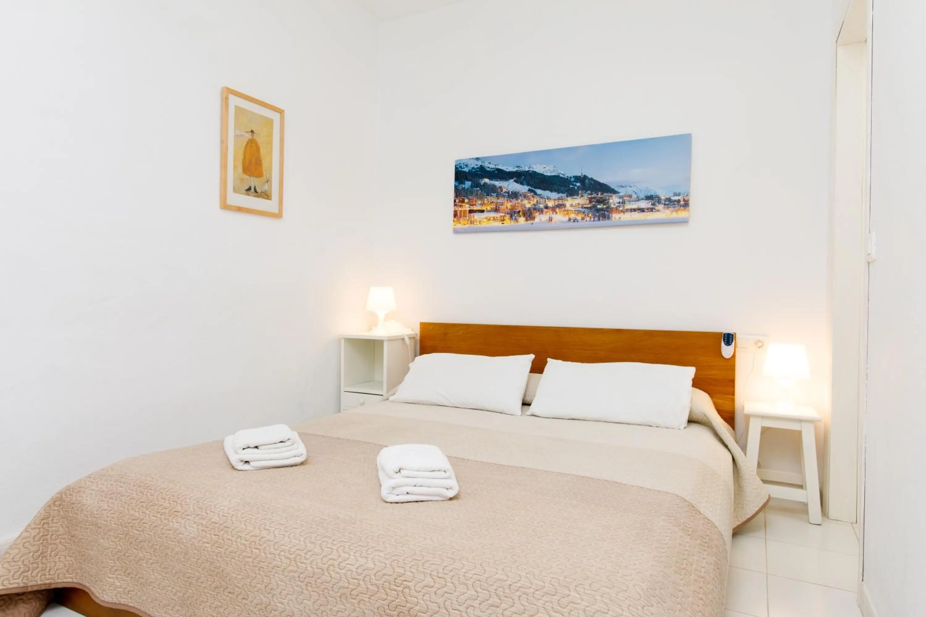 Bedroom in AT Almoraide Rooms Suites