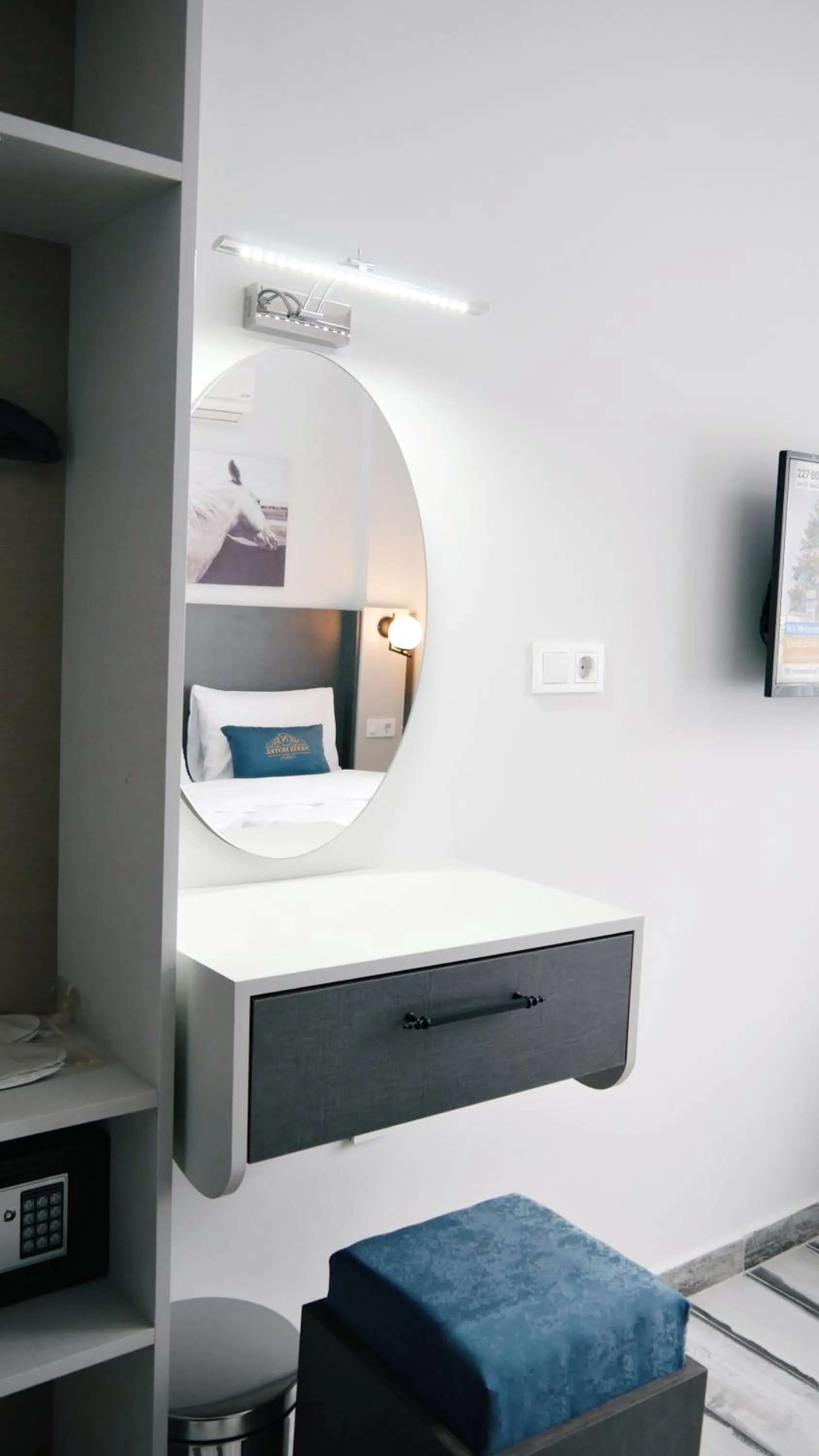 Bed in Nefis Hotel City