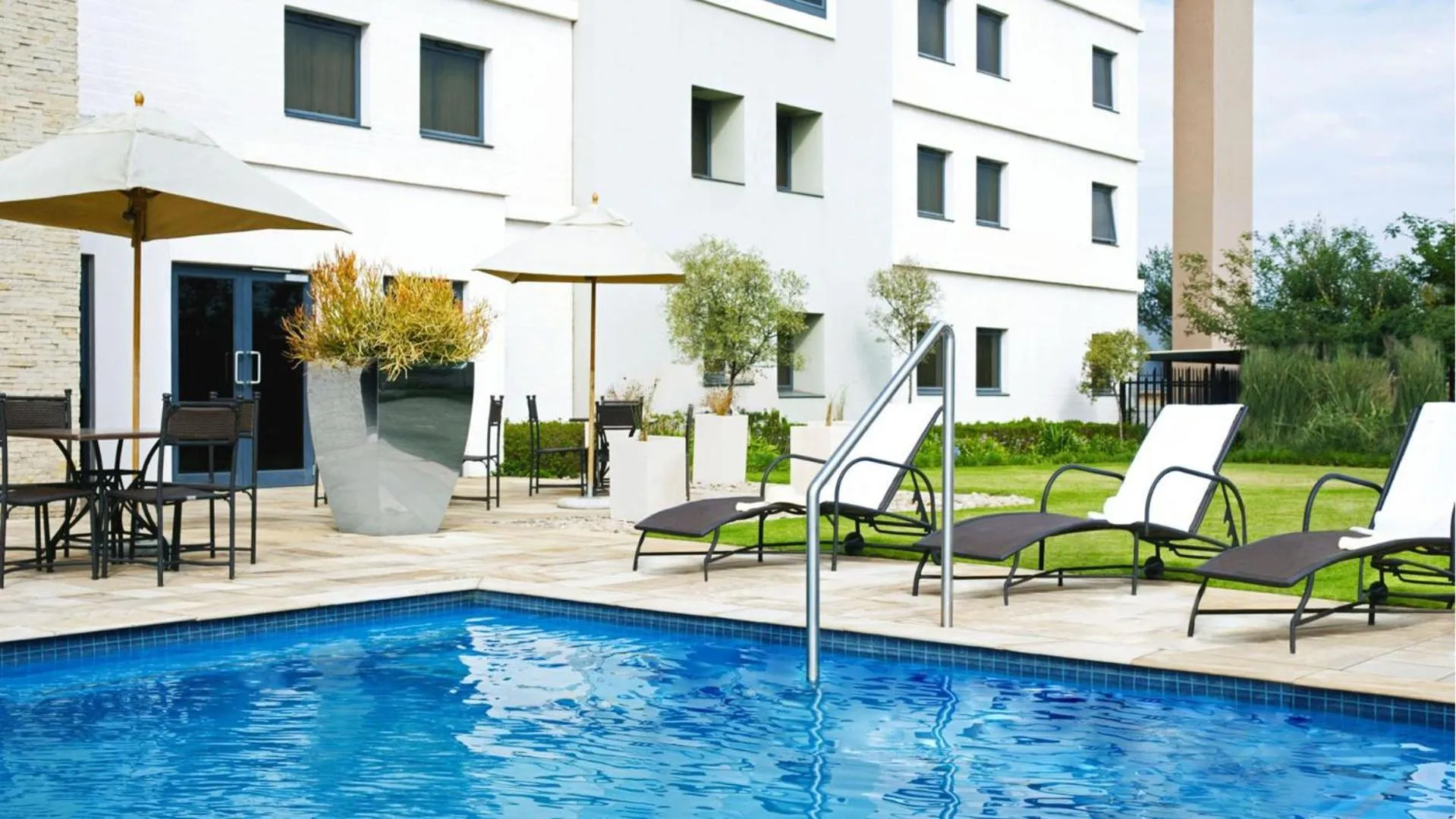 Property building in The RidgePoint Hotel