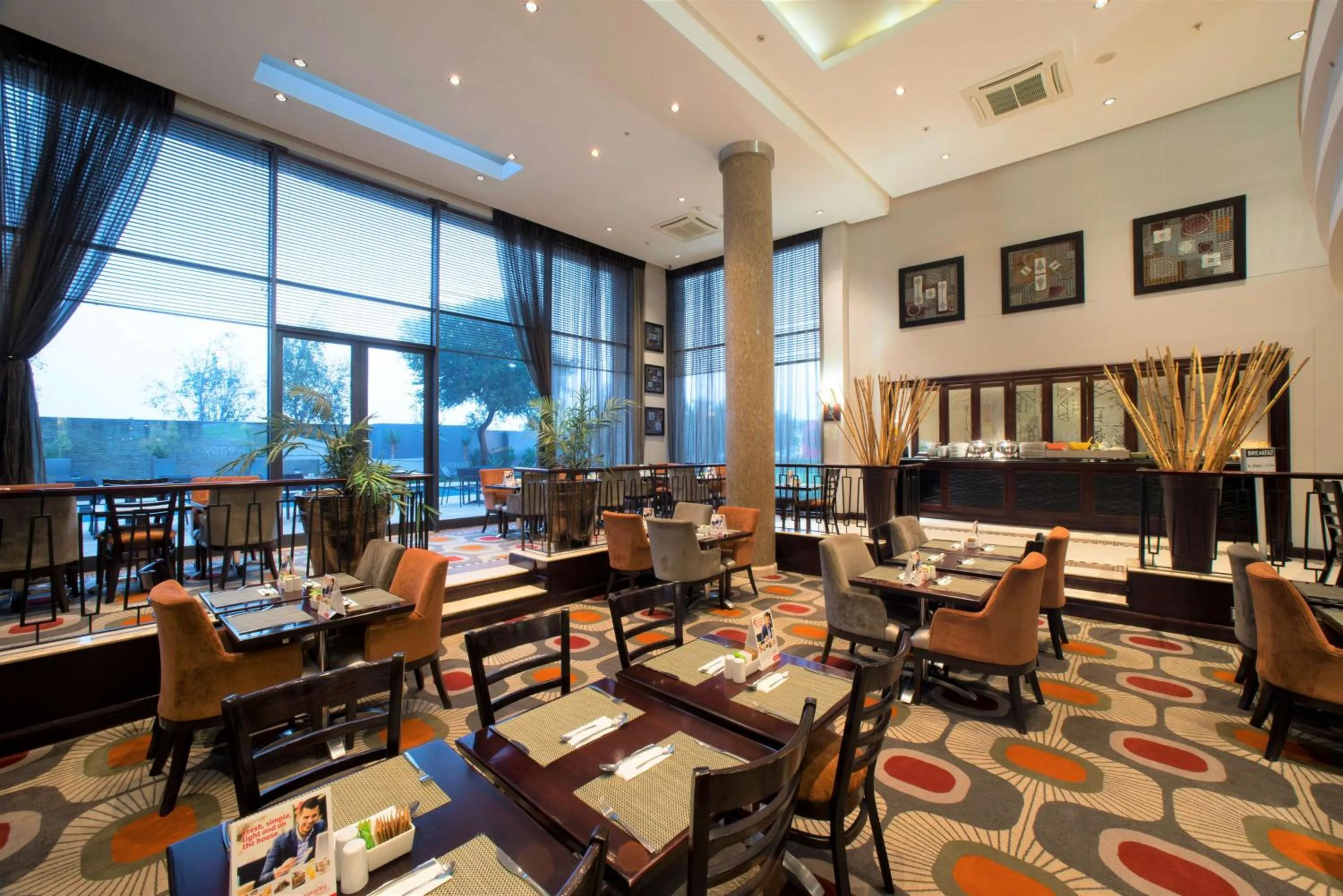 Restaurant/places to eat in The RidgePoint Hotel