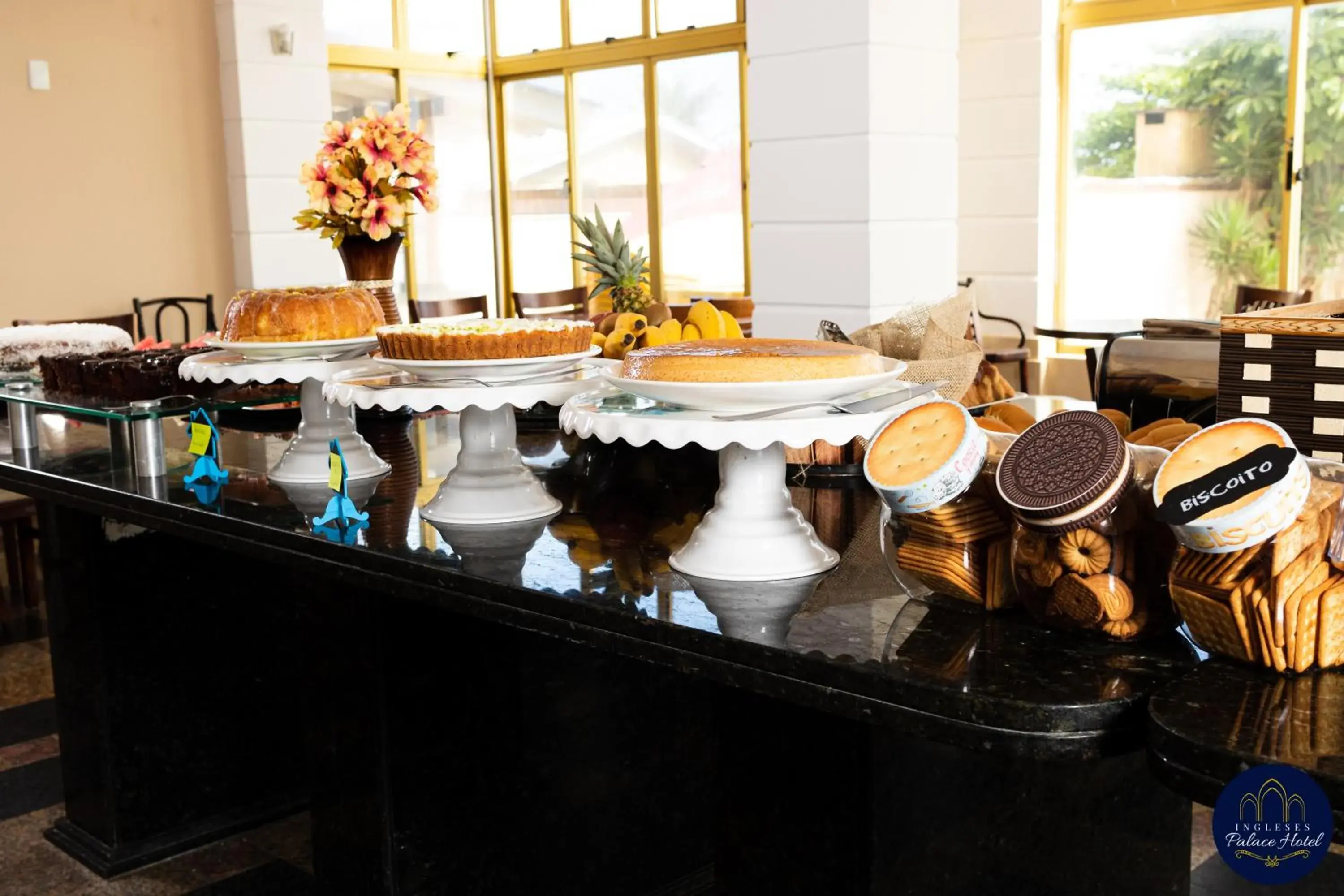 Breakfast in Ingleses Palace Hotel Breakfast in Ingleses Palace Hotel