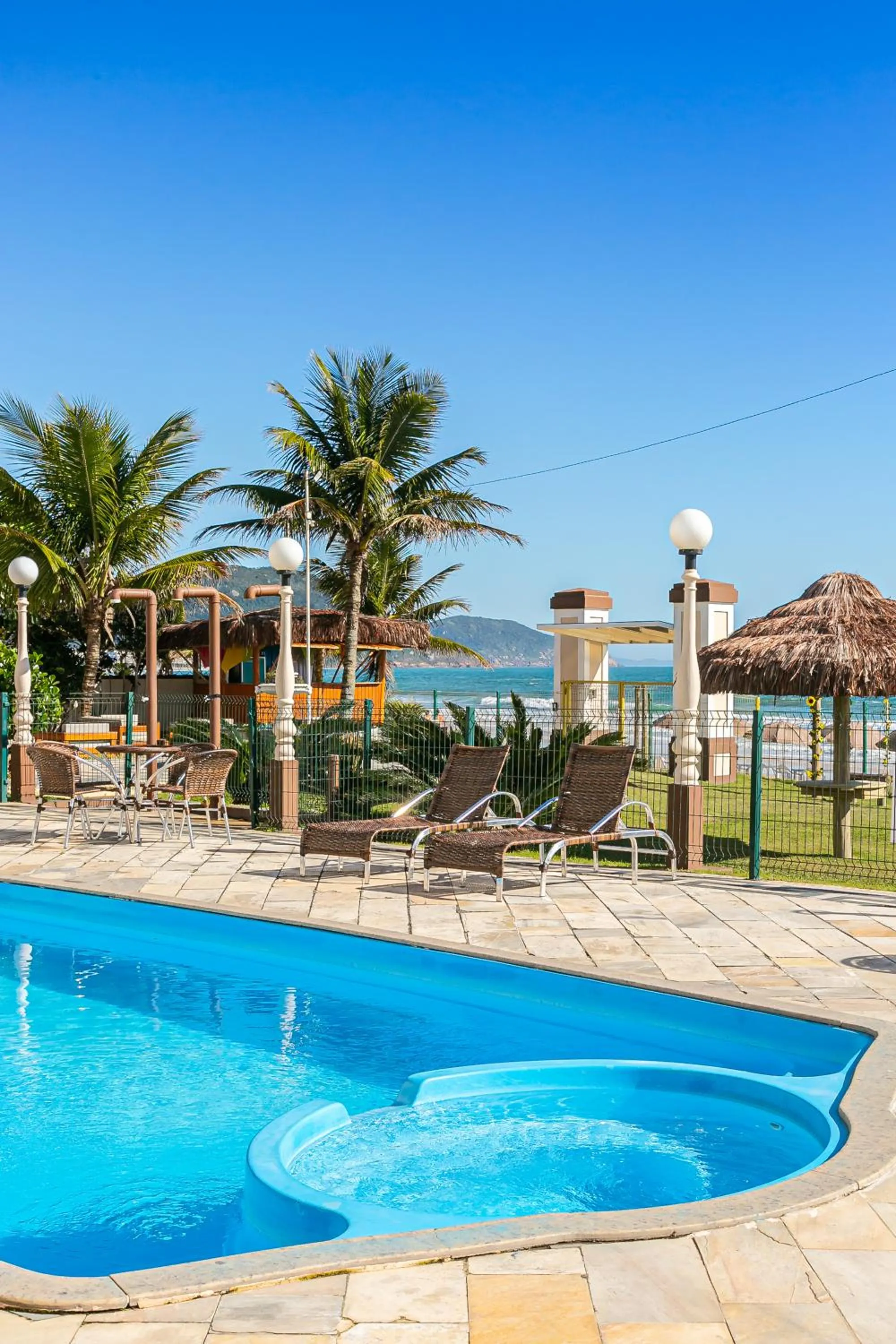 Pool view in Ingleses Palace Hotel