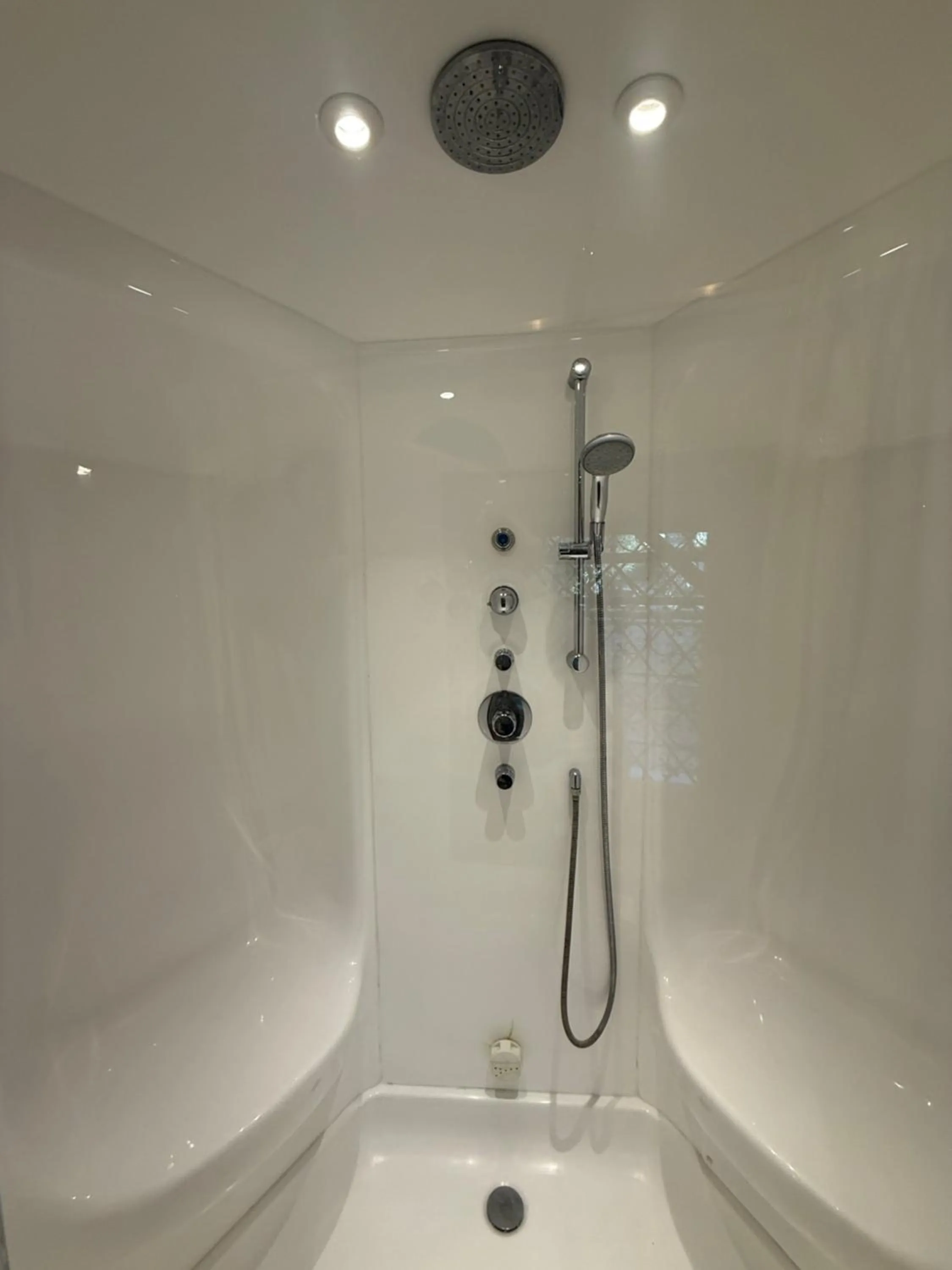 Shower in Demeure des Vieux Bains