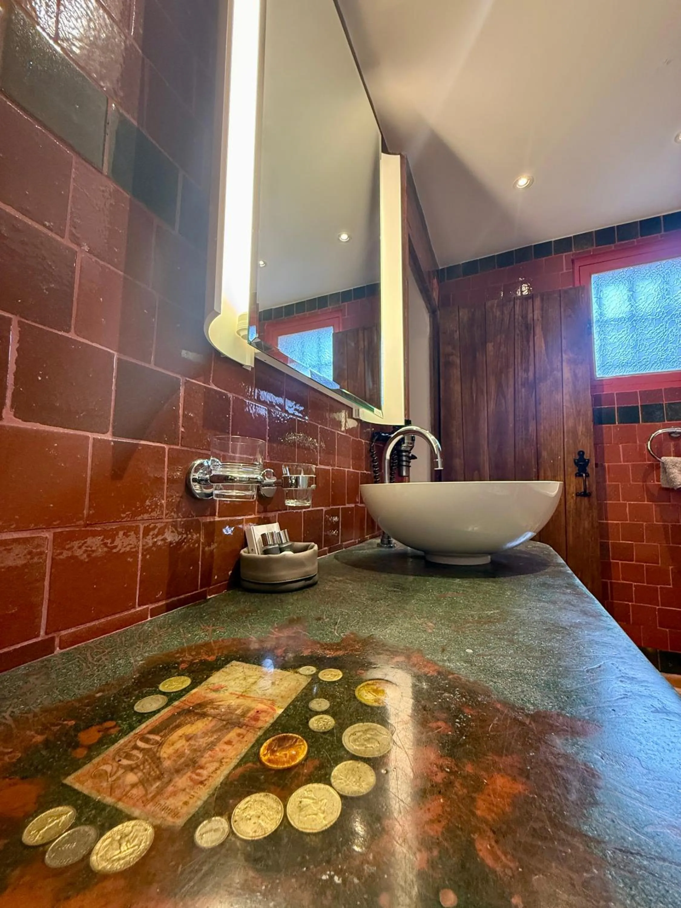 Bathroom in Demeure des Vieux Bains