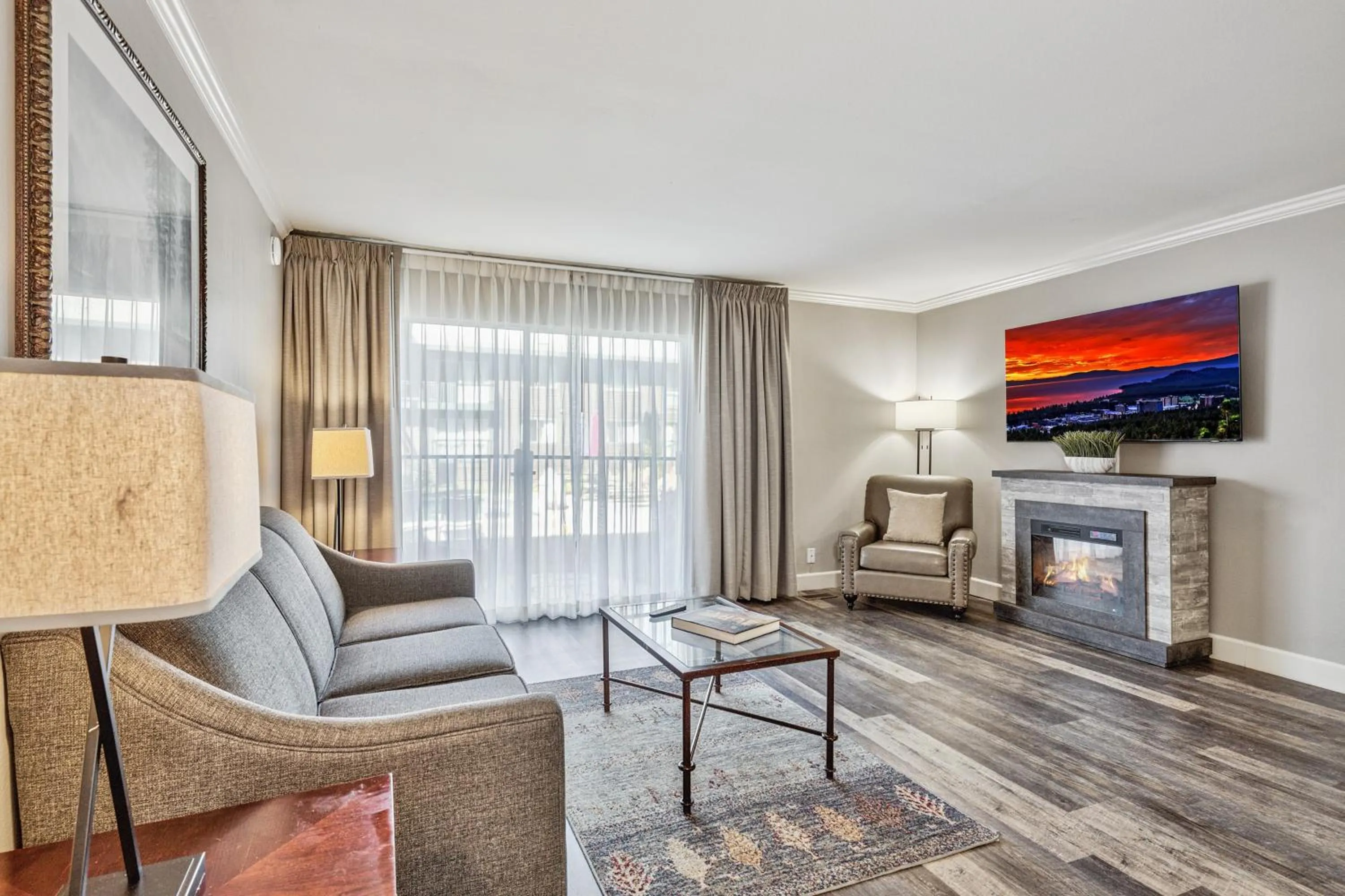 Living room in Forest Suites Resort at the Heavenly Village