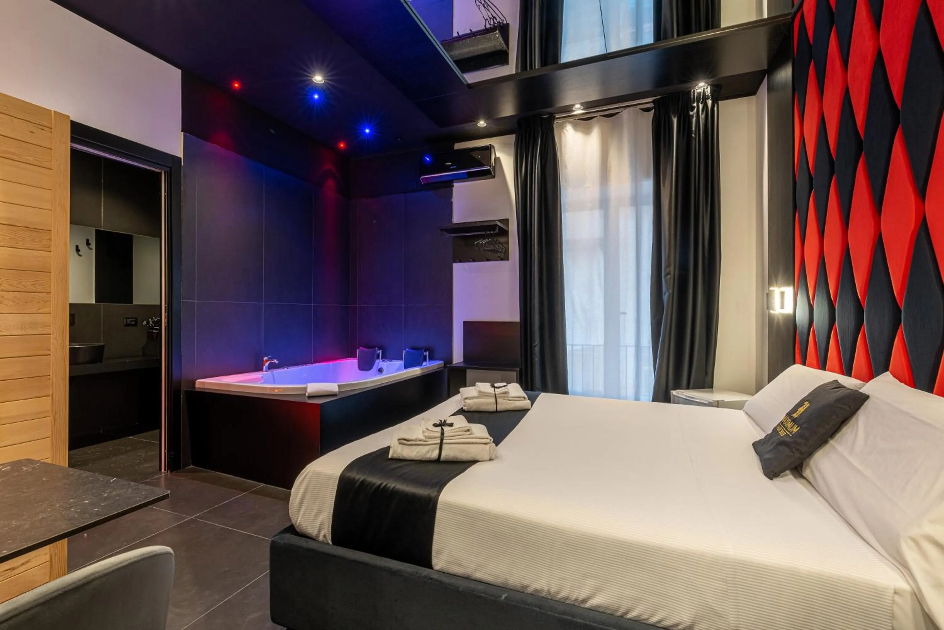 Bed in Maximum hub suite&spa