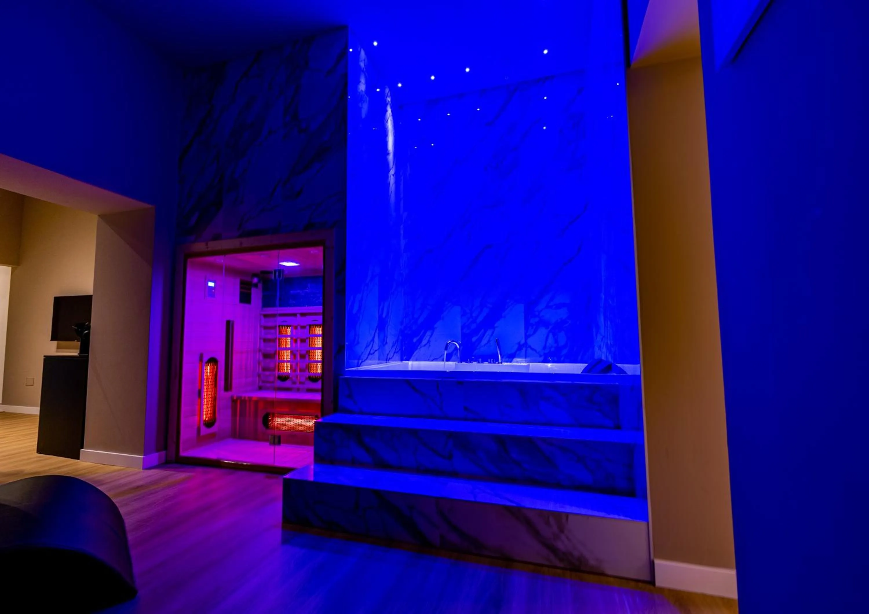 Bed in Maximum hub suite&spa