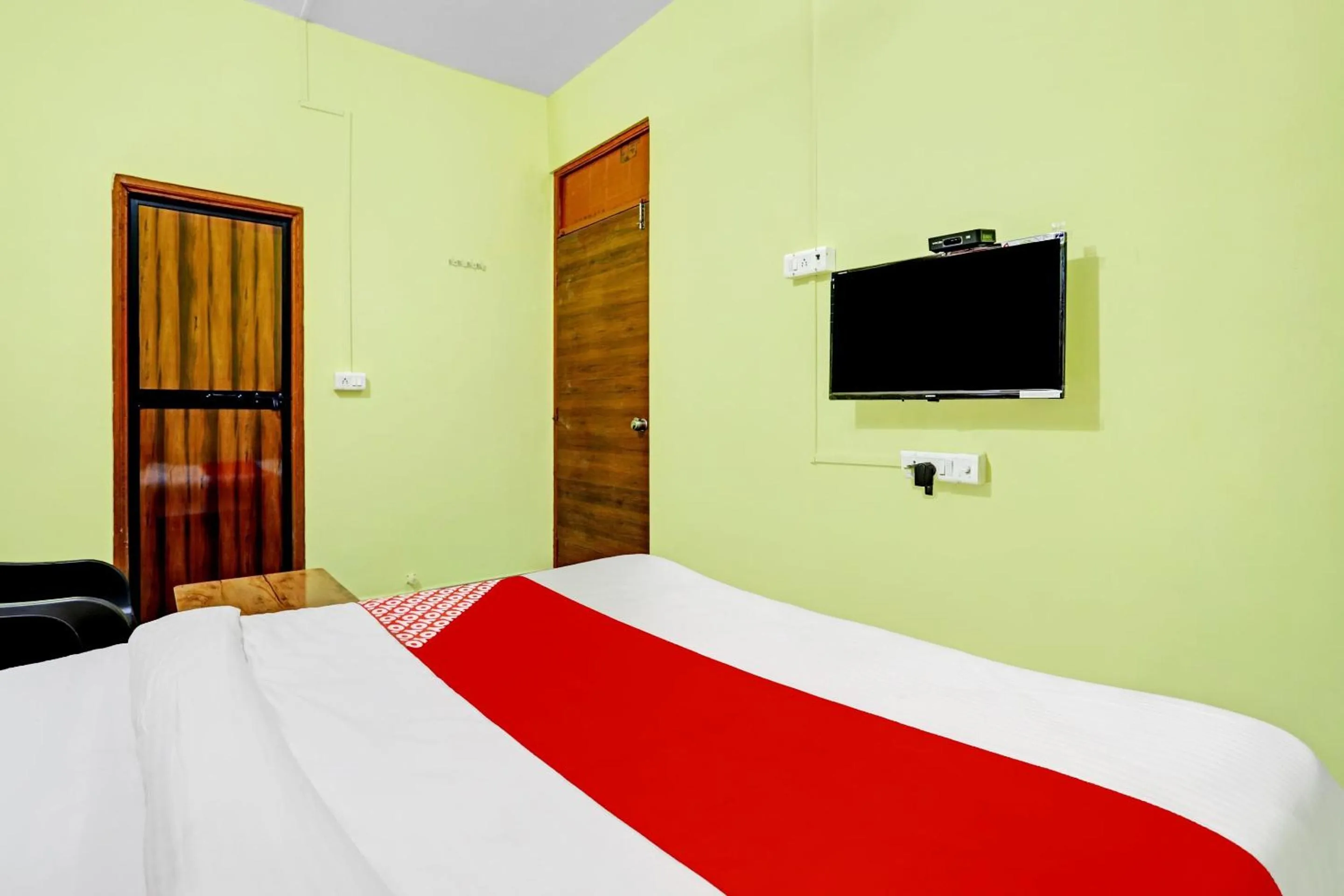 Bedroom, Bed in Hotel O Pritesh Avenue