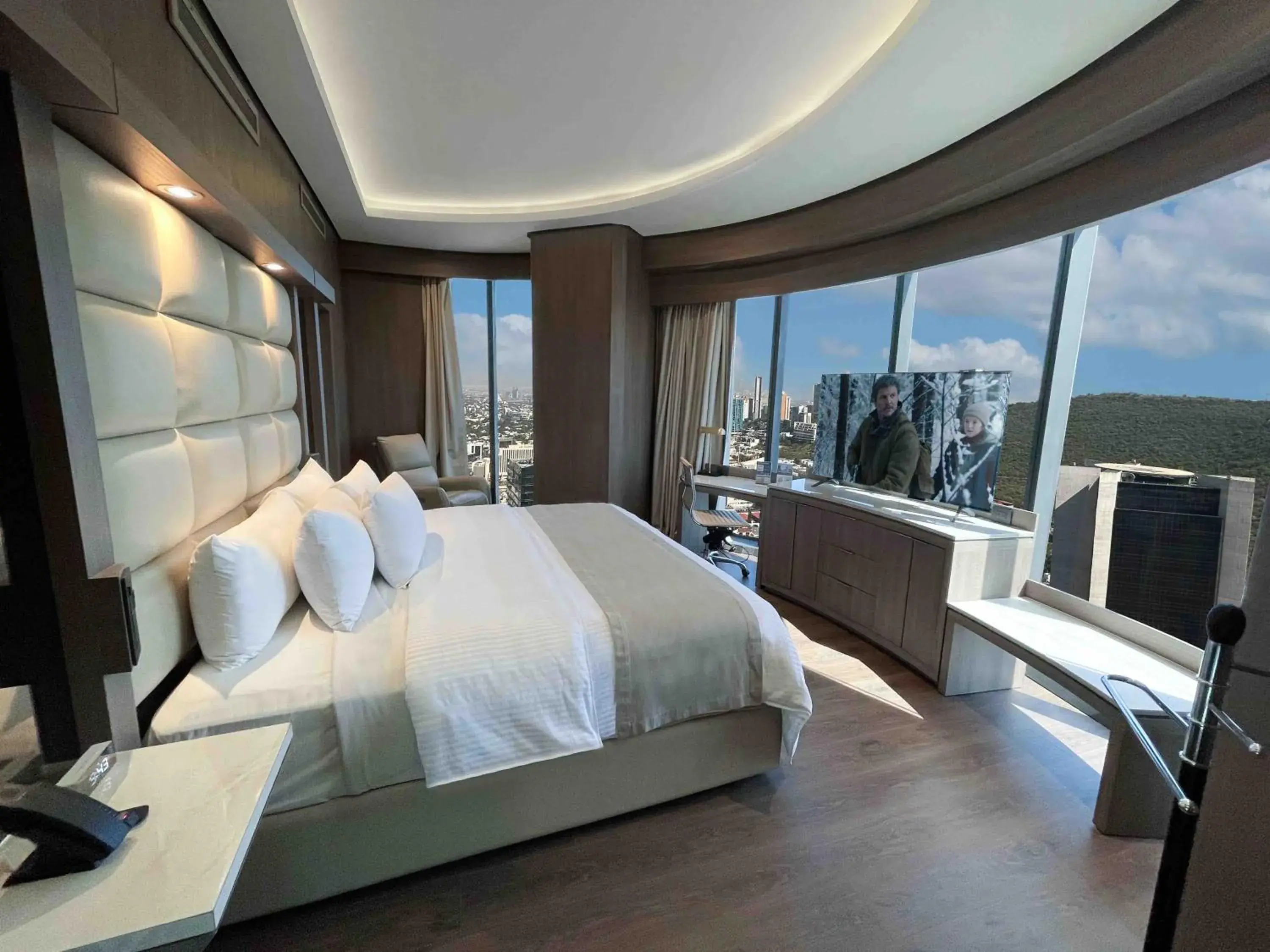 Bed in Safi Royal Luxury Metropolitan Bed in Safi Royal Luxury Metropolitan