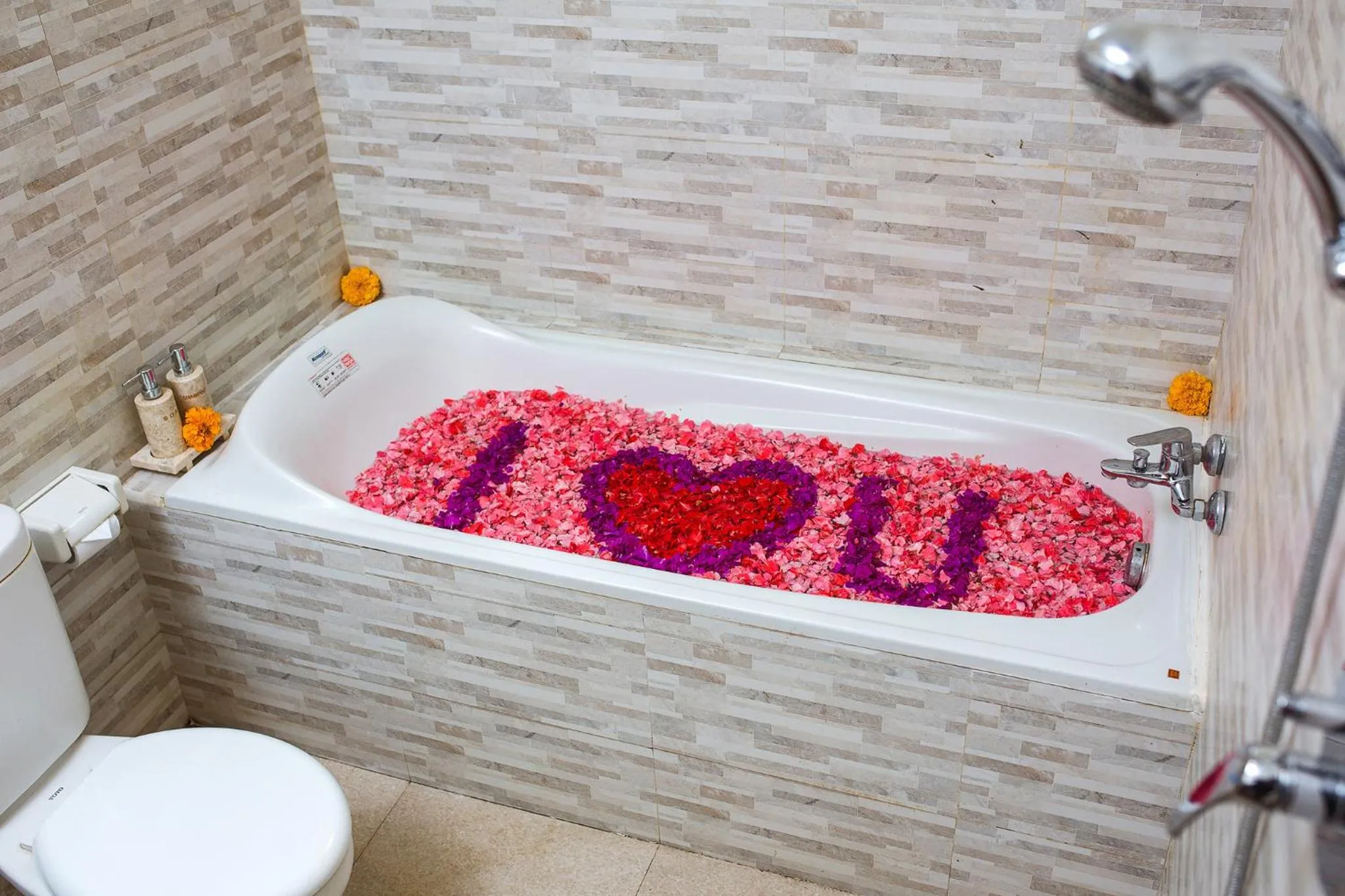 Bathroom in Pundi Kaya