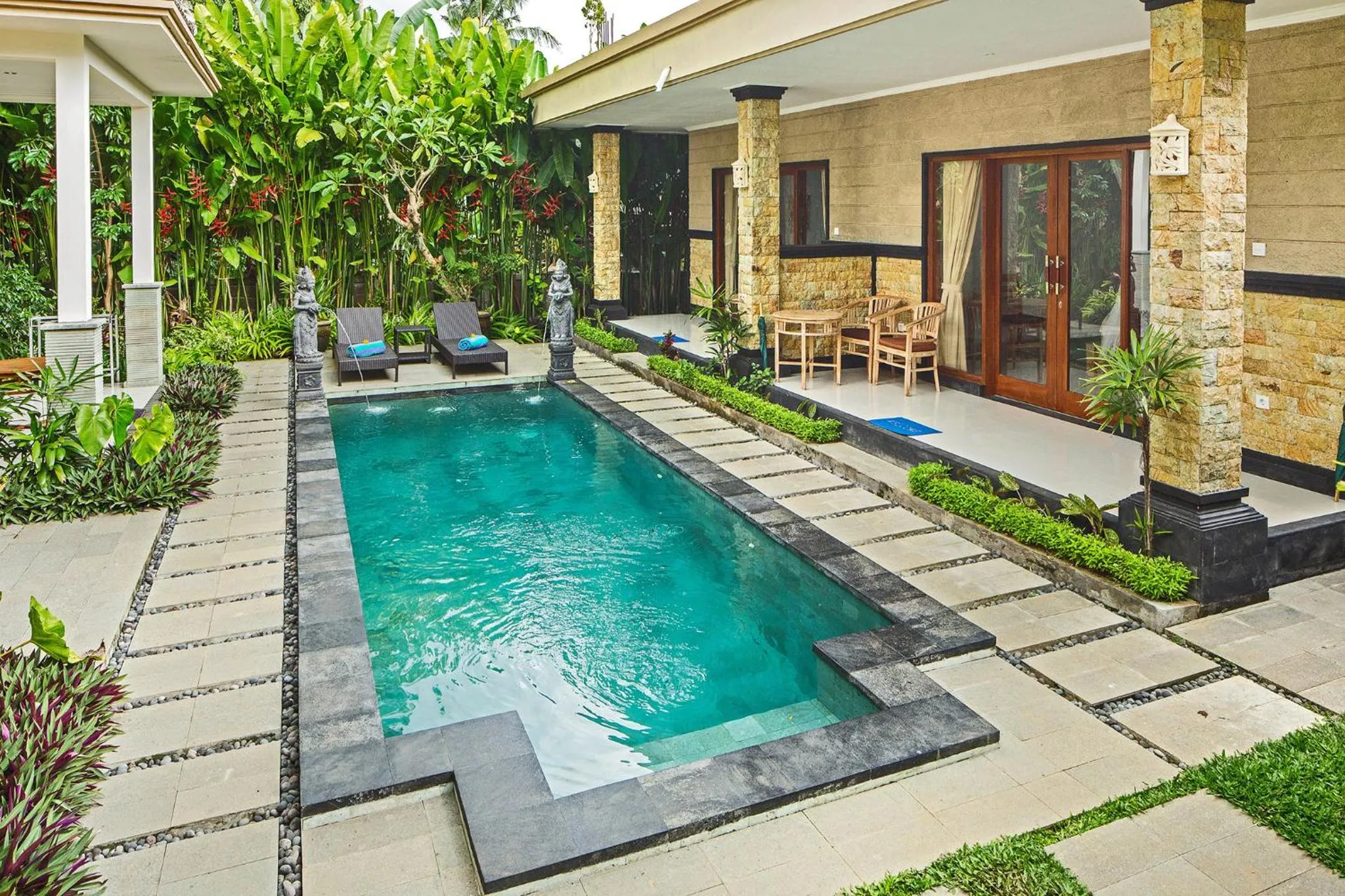 Pool view in Pundi Kaya