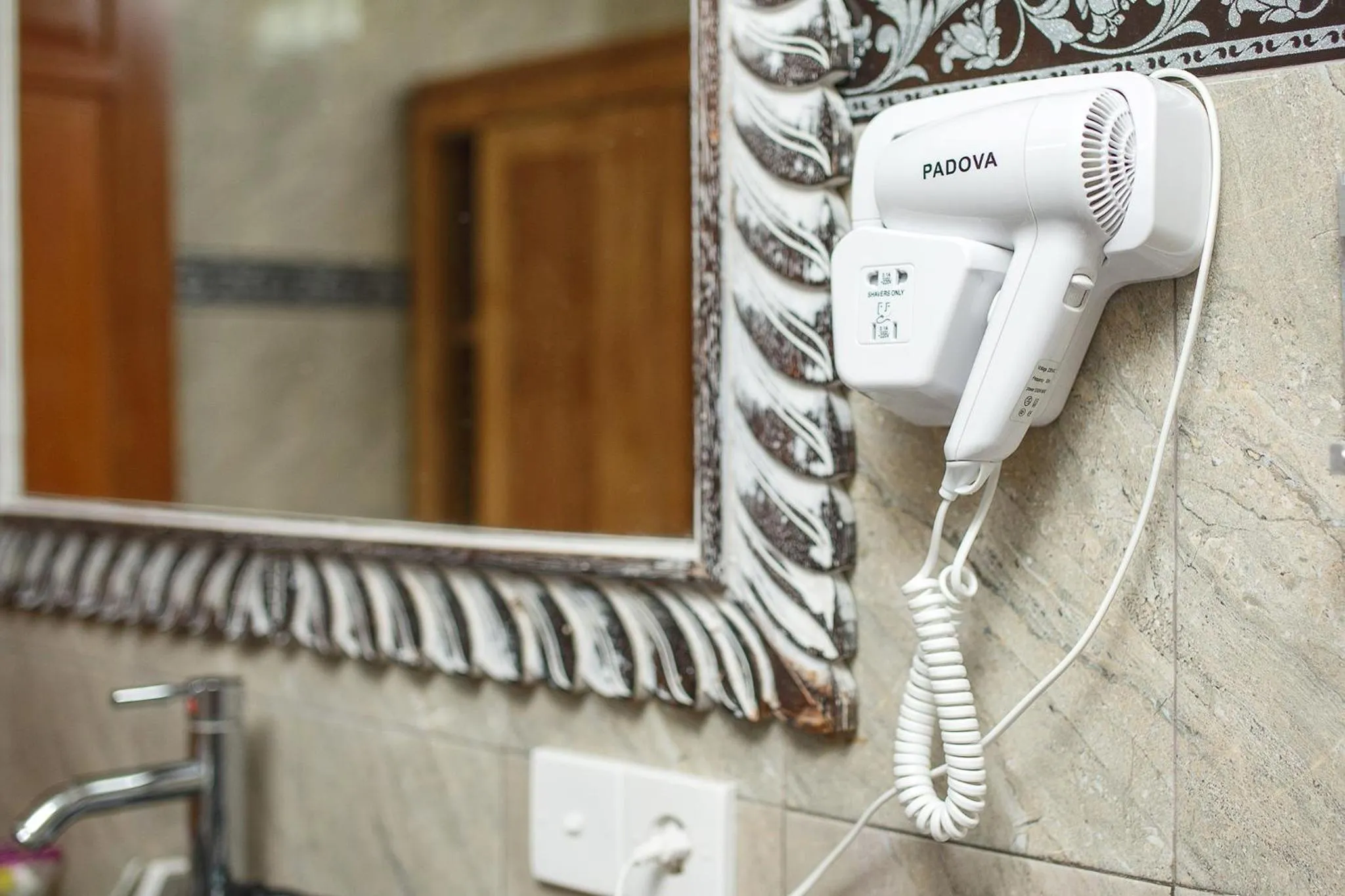 Bathroom in Pundi Kaya