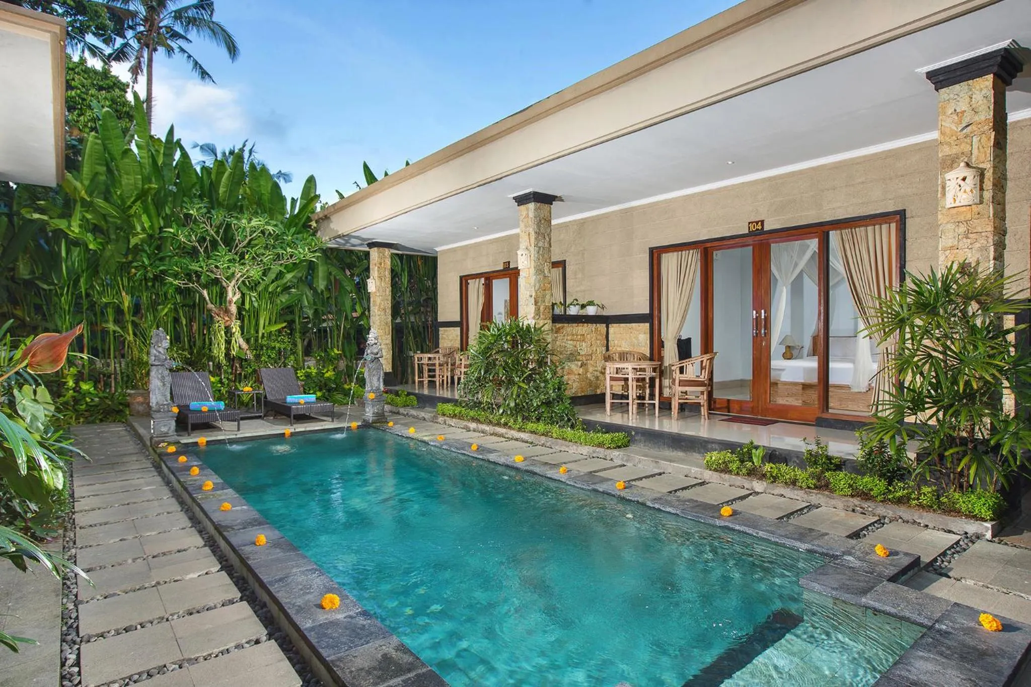 Property building in Pundi Kaya