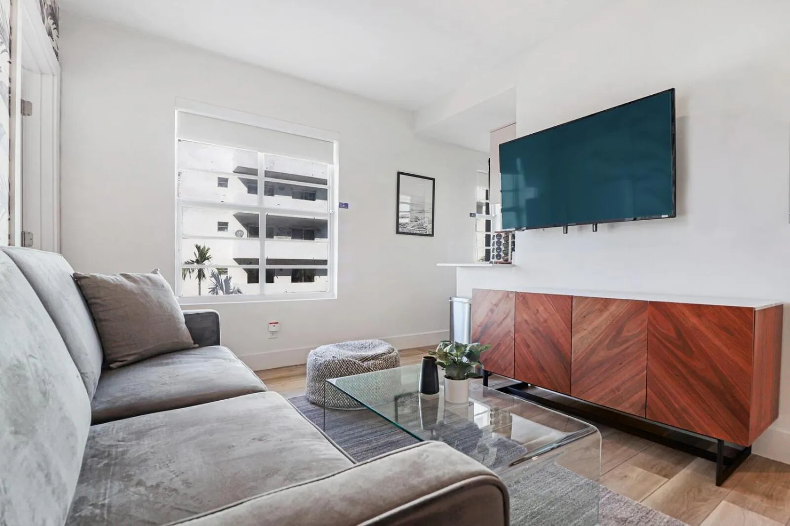 Roami at The Carmela