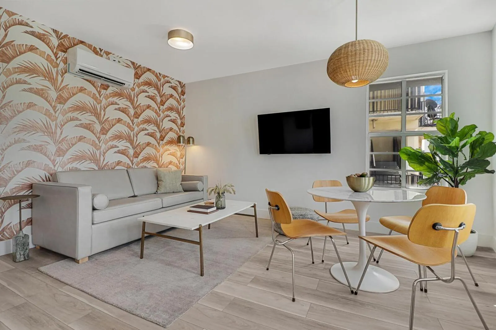 Roami at The Carmela