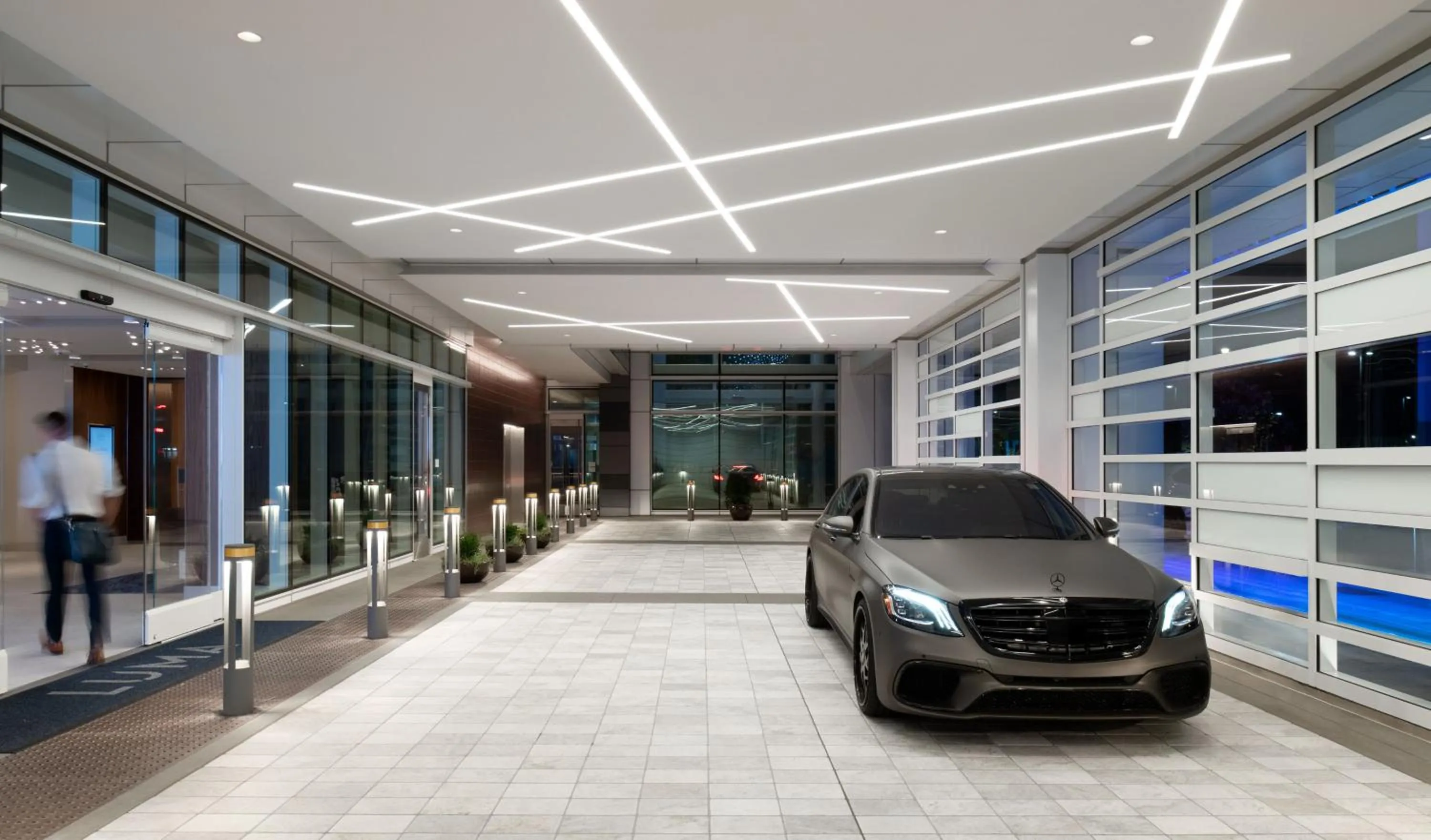 Property building in LUMA Hotel San Francisco