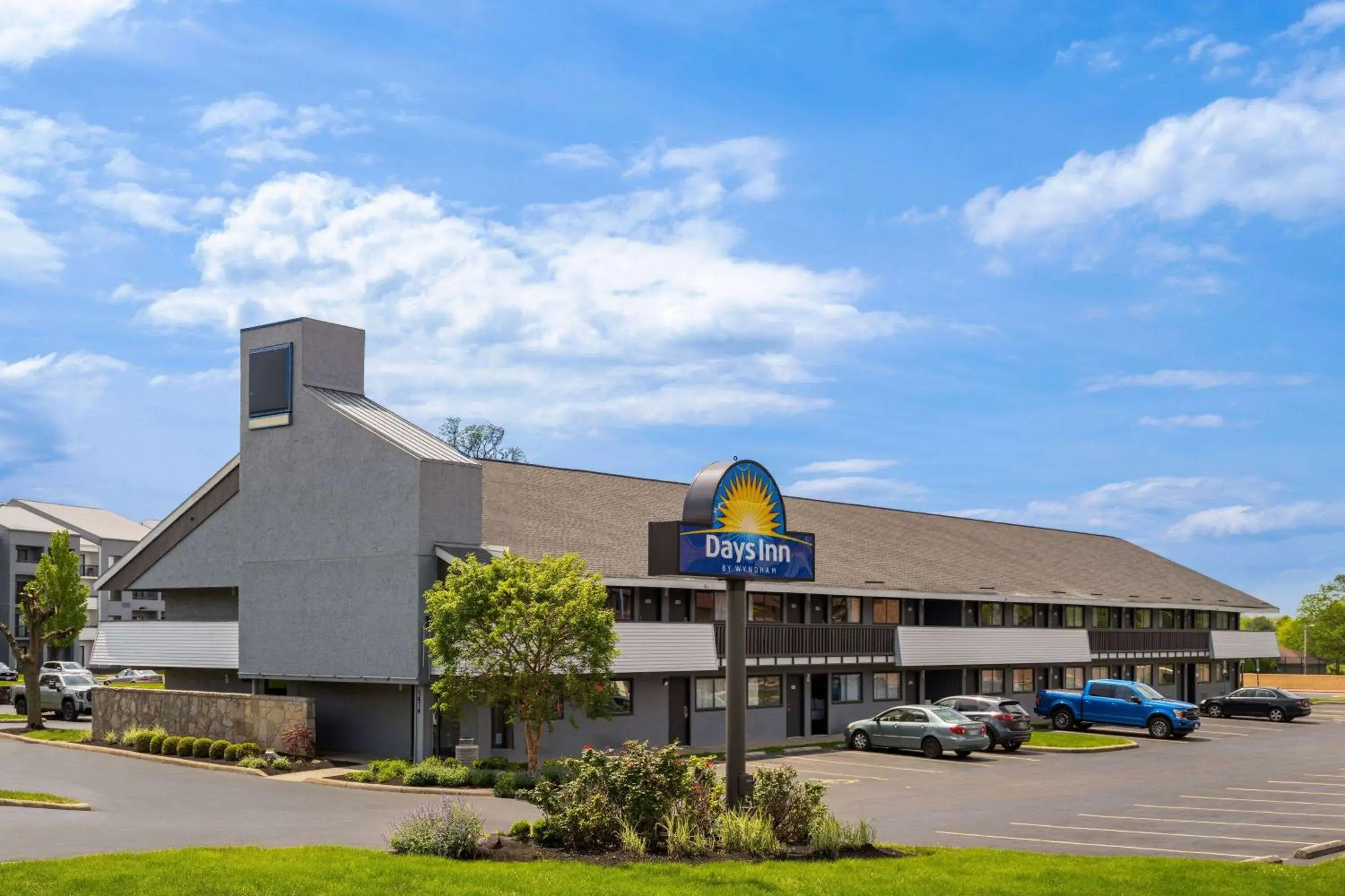 Property building in Days Inn by Wyndham Columbus Worthington Property building in Days Inn by Wyndham Columbus Worthington