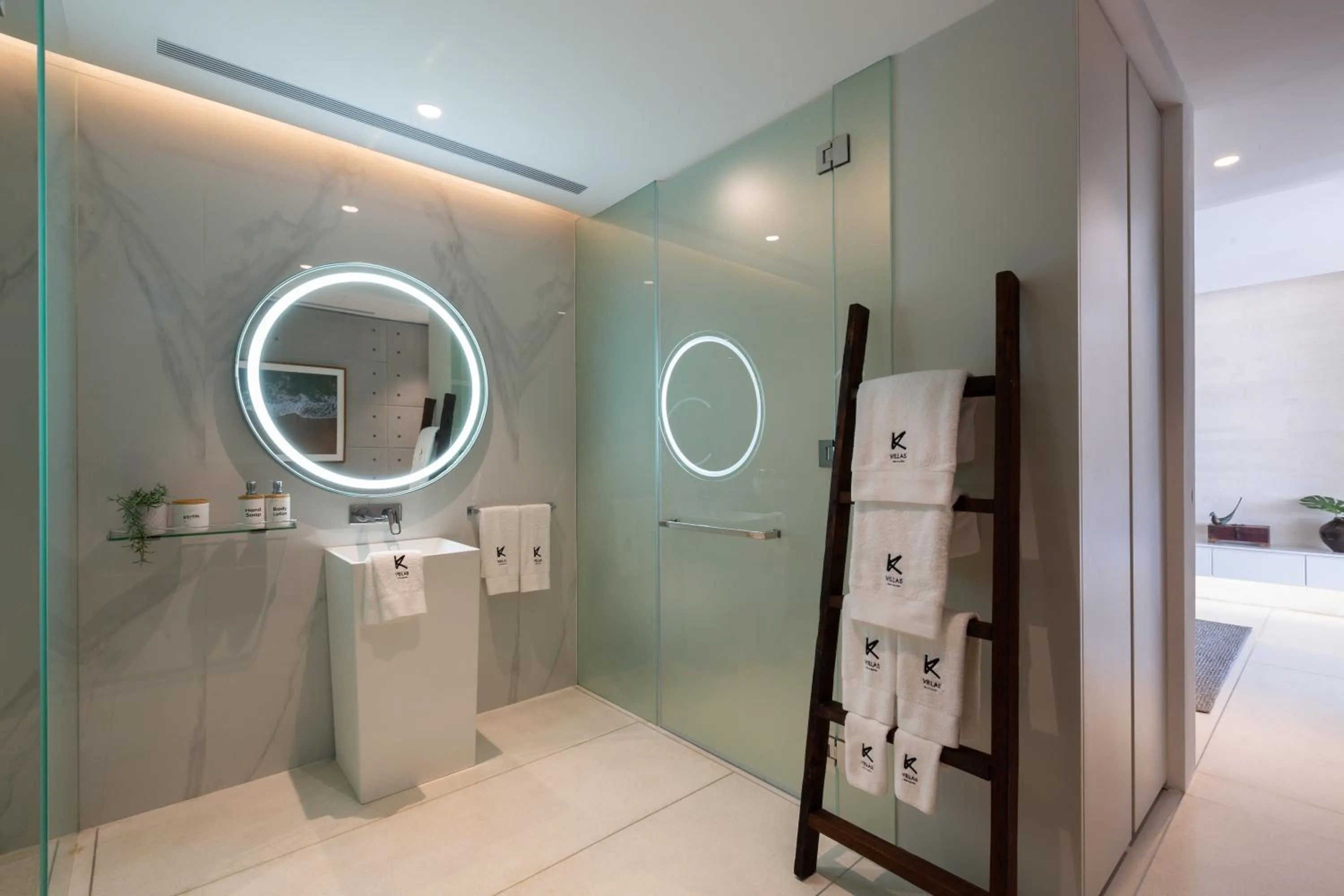 Toilet in Kerem Luxury Beachfront Villas