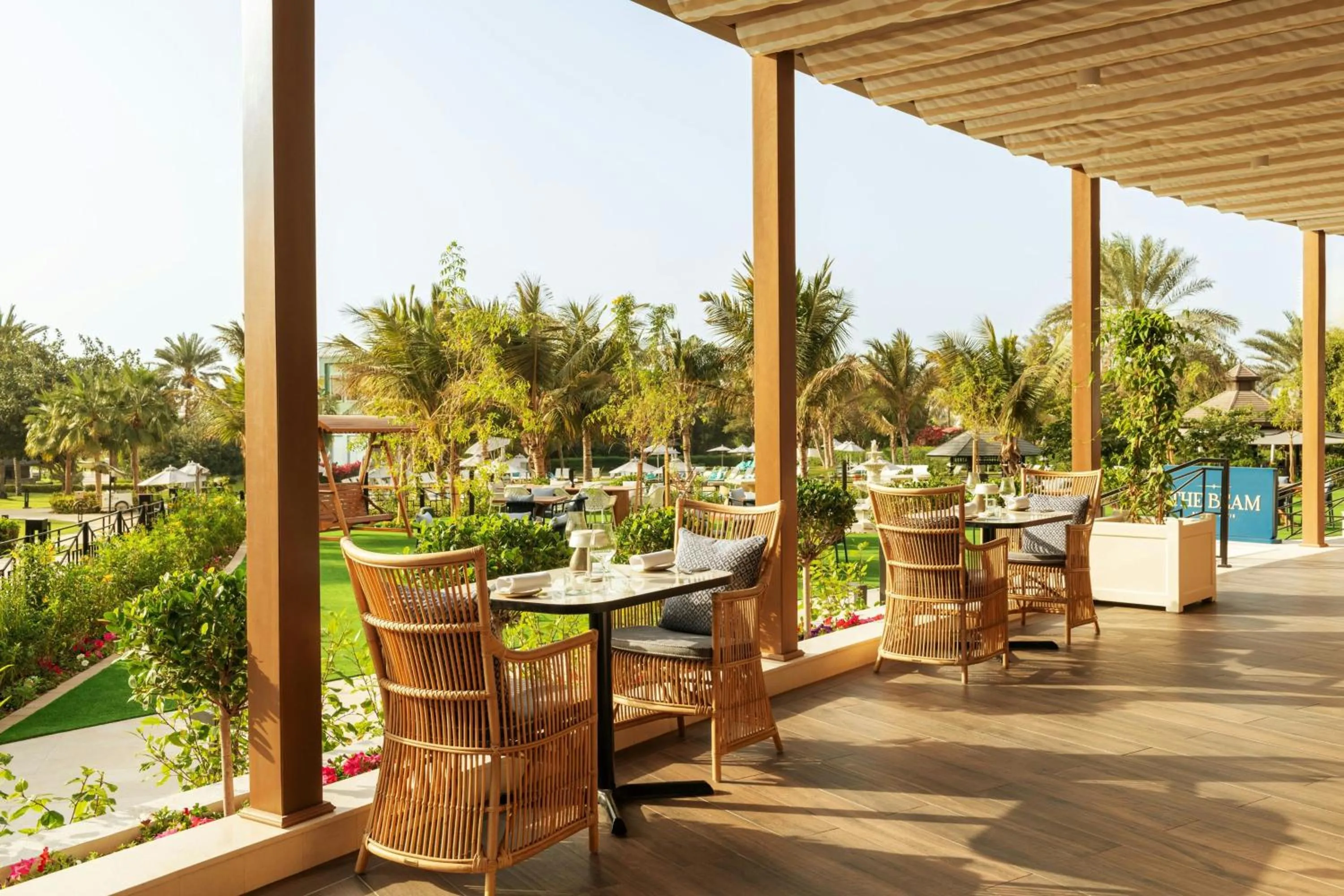 Restaurant/places to eat in Le Royal Meridien Beach Resort & Spa Dubai