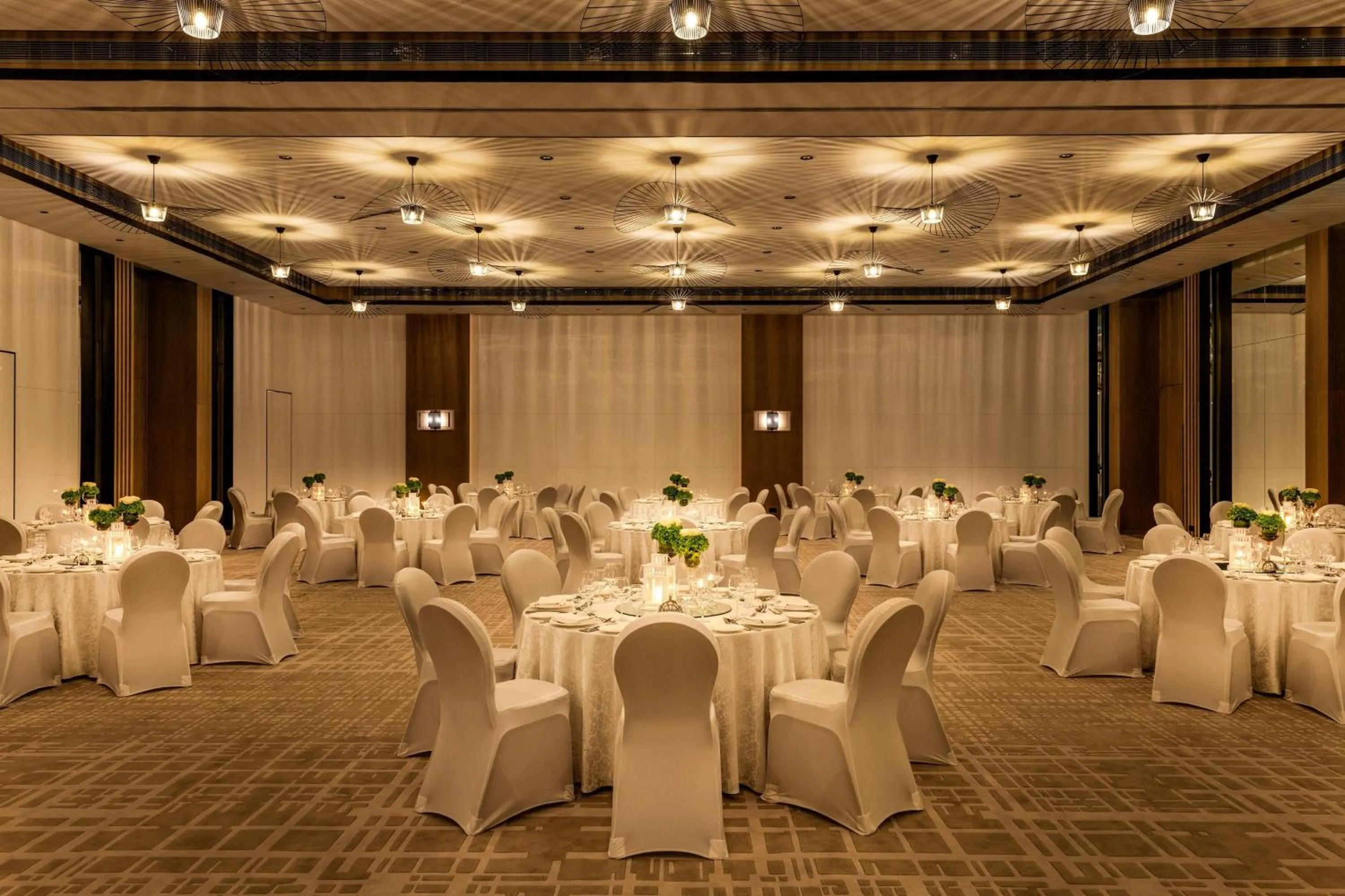 Meeting/conference room in Le Royal Meridien Beach Resort & Spa Dubai