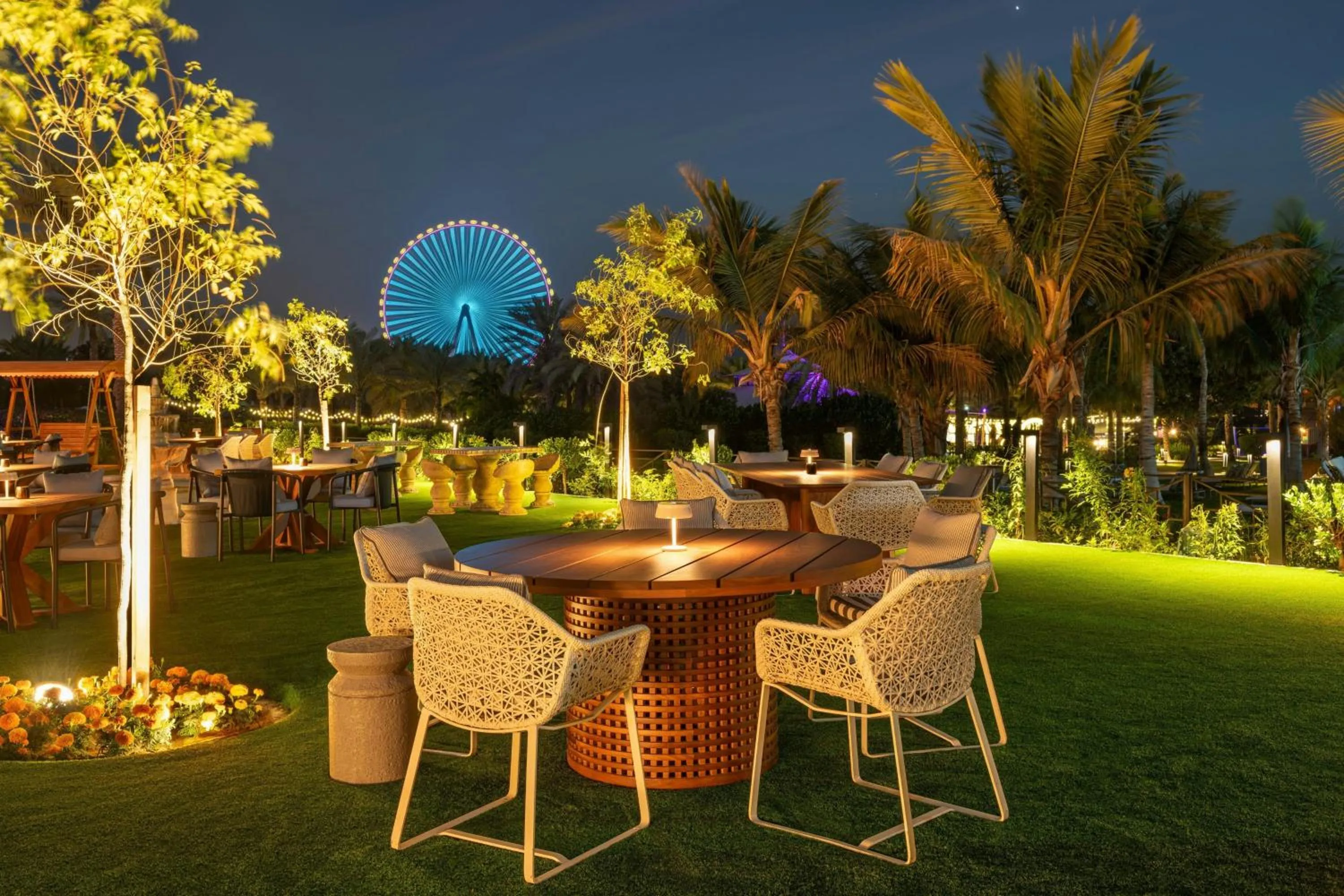 Restaurant/places to eat in Le Royal Meridien Beach Resort & Spa Dubai