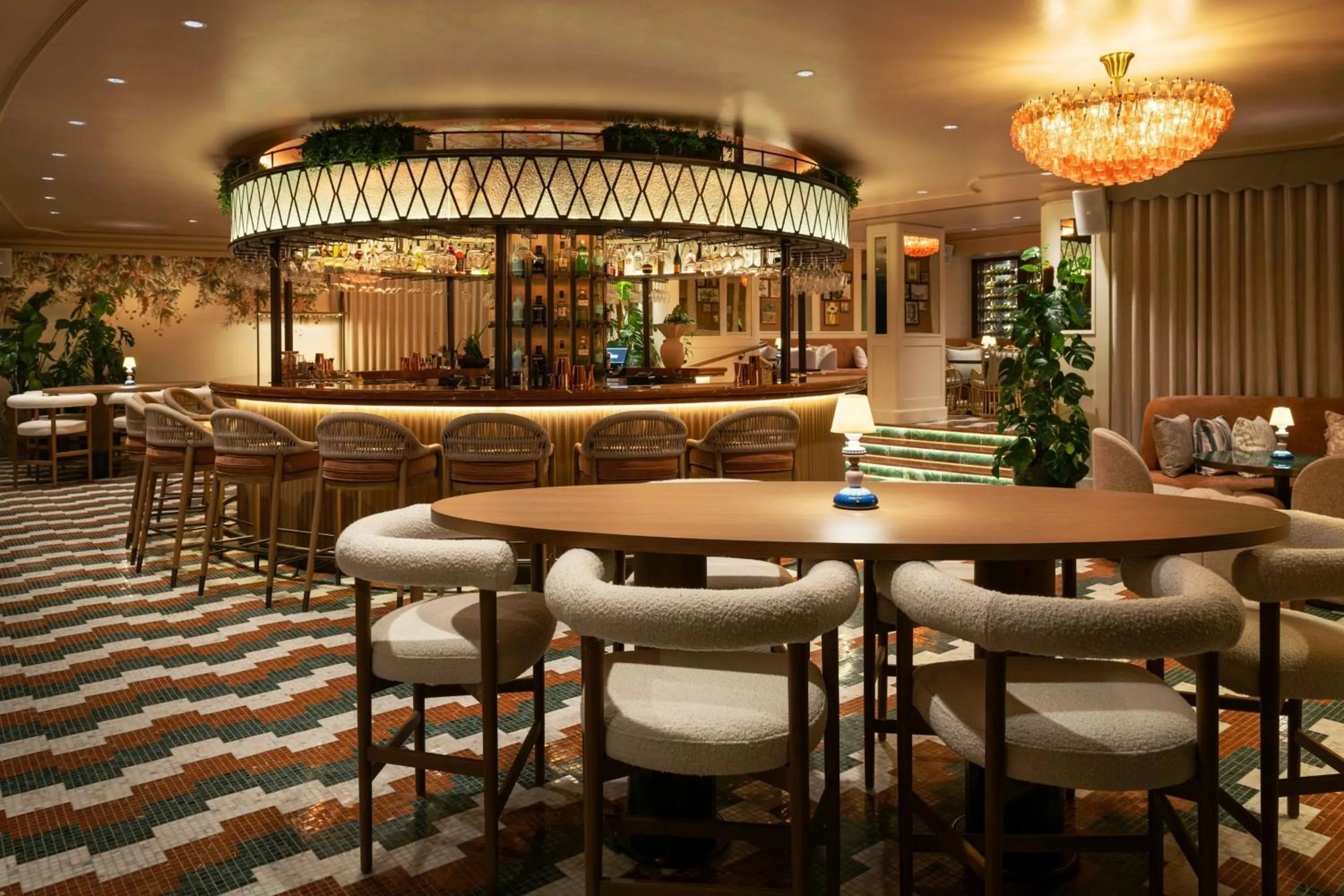 Lounge or bar in Le Royal Meridien Beach Resort & Spa Dubai