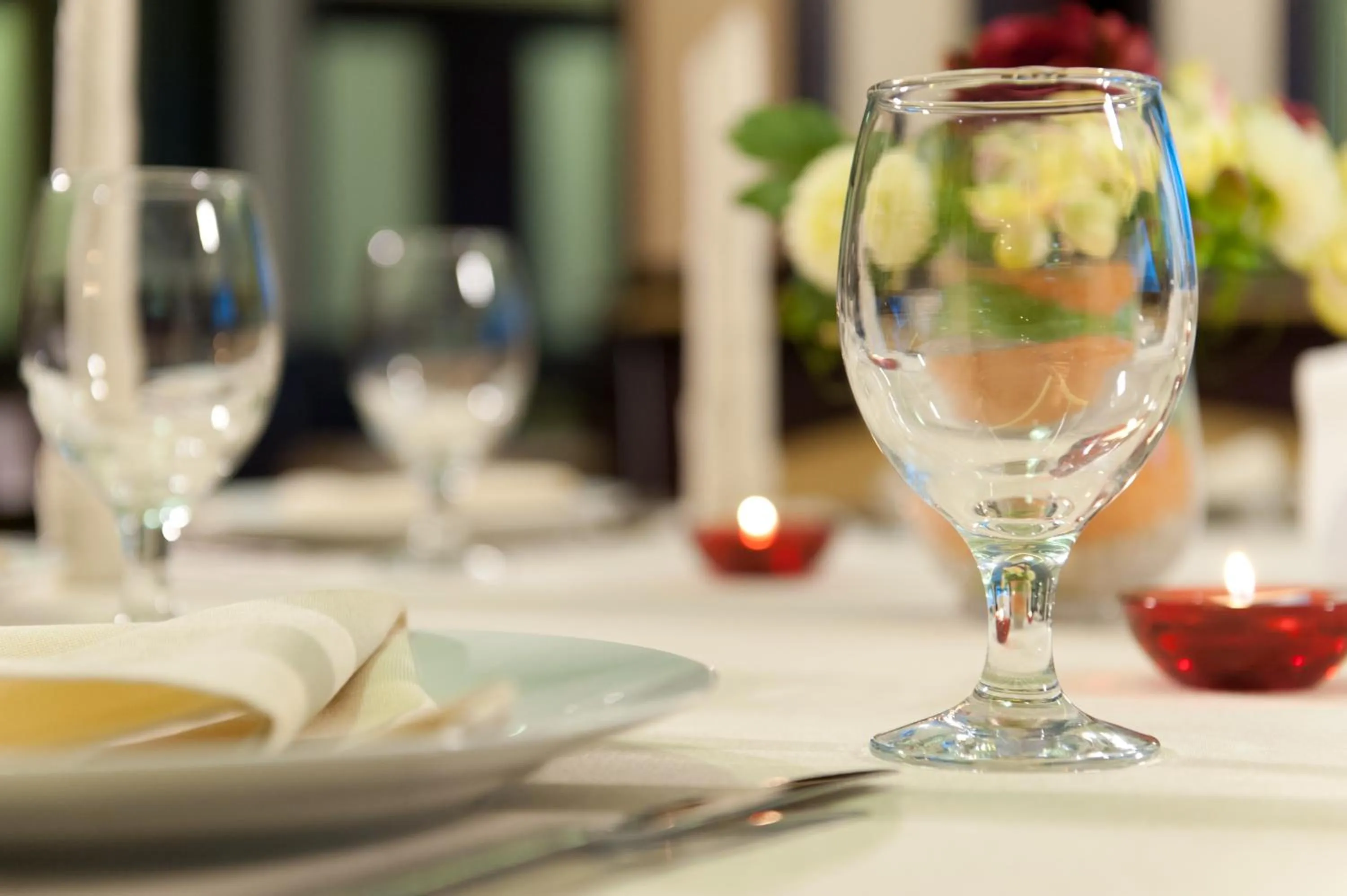 Restaurant/places to eat in Hotel Astrea