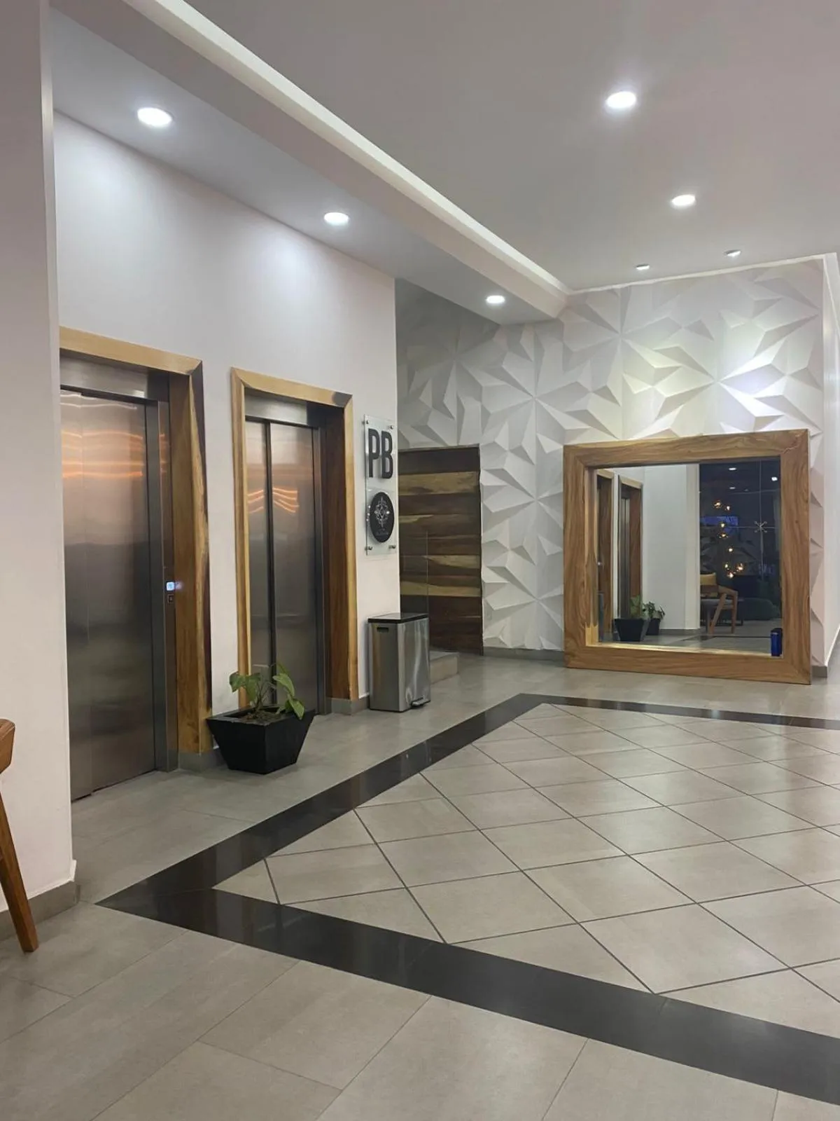 Lobby or reception in Hotel Bugari Aeropuerto Guadalajara